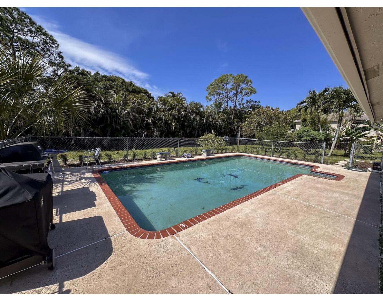 PALM BEACH RANCHETTES - Residential Lease