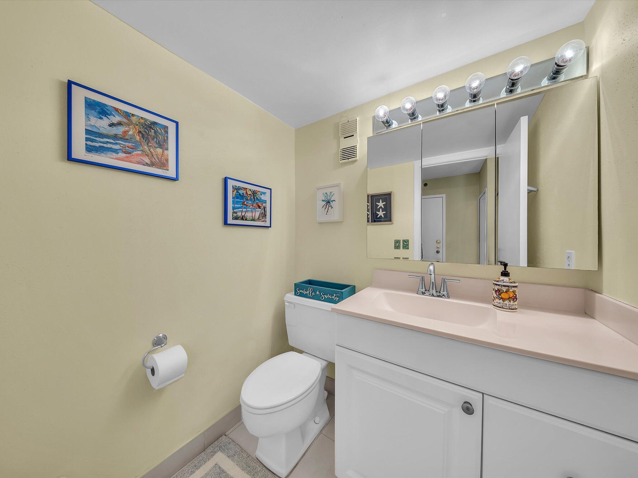 AMBASSADORS V NORTH CONDO - Residential