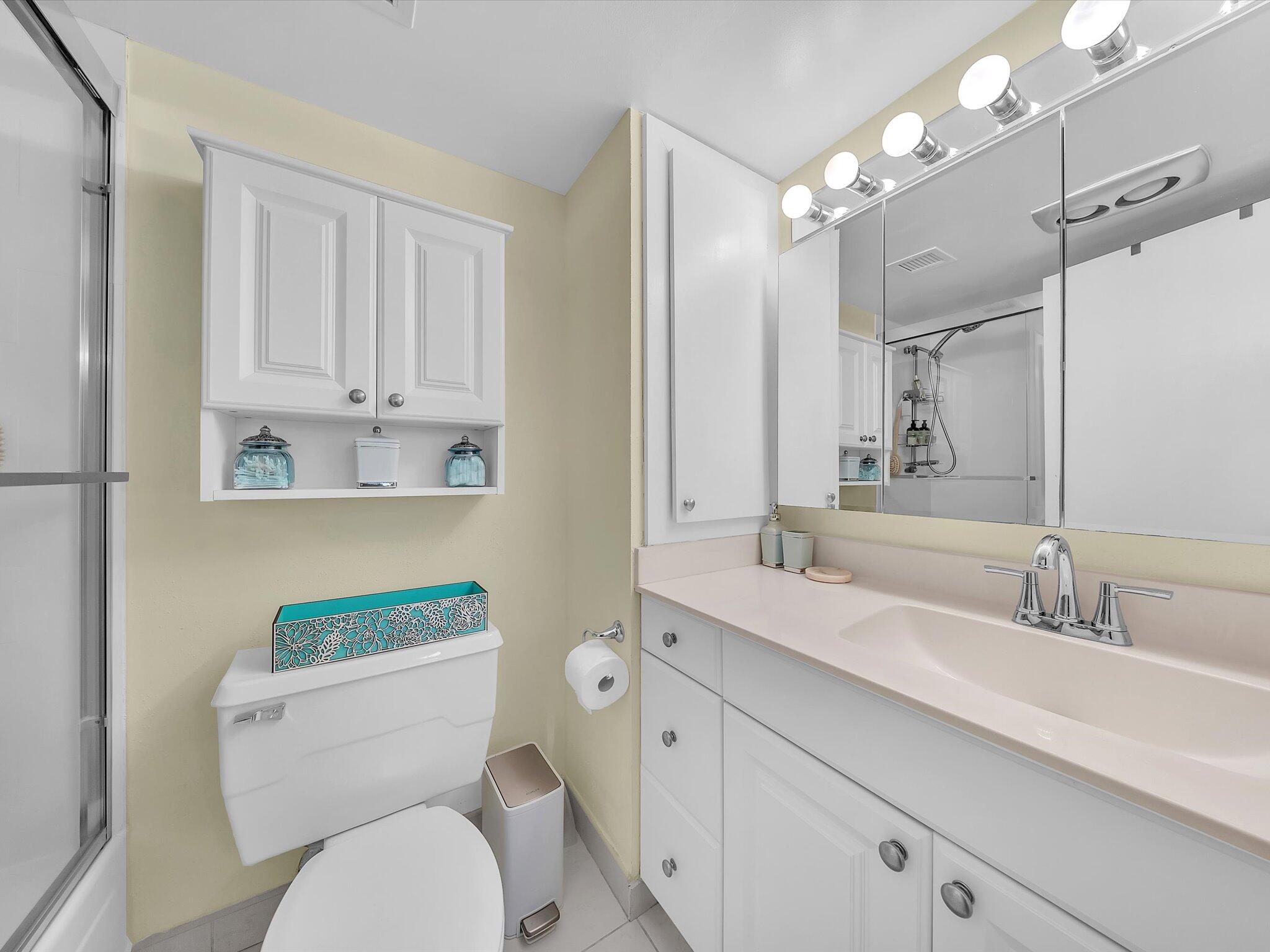 AMBASSADORS V NORTH CONDO - Residential