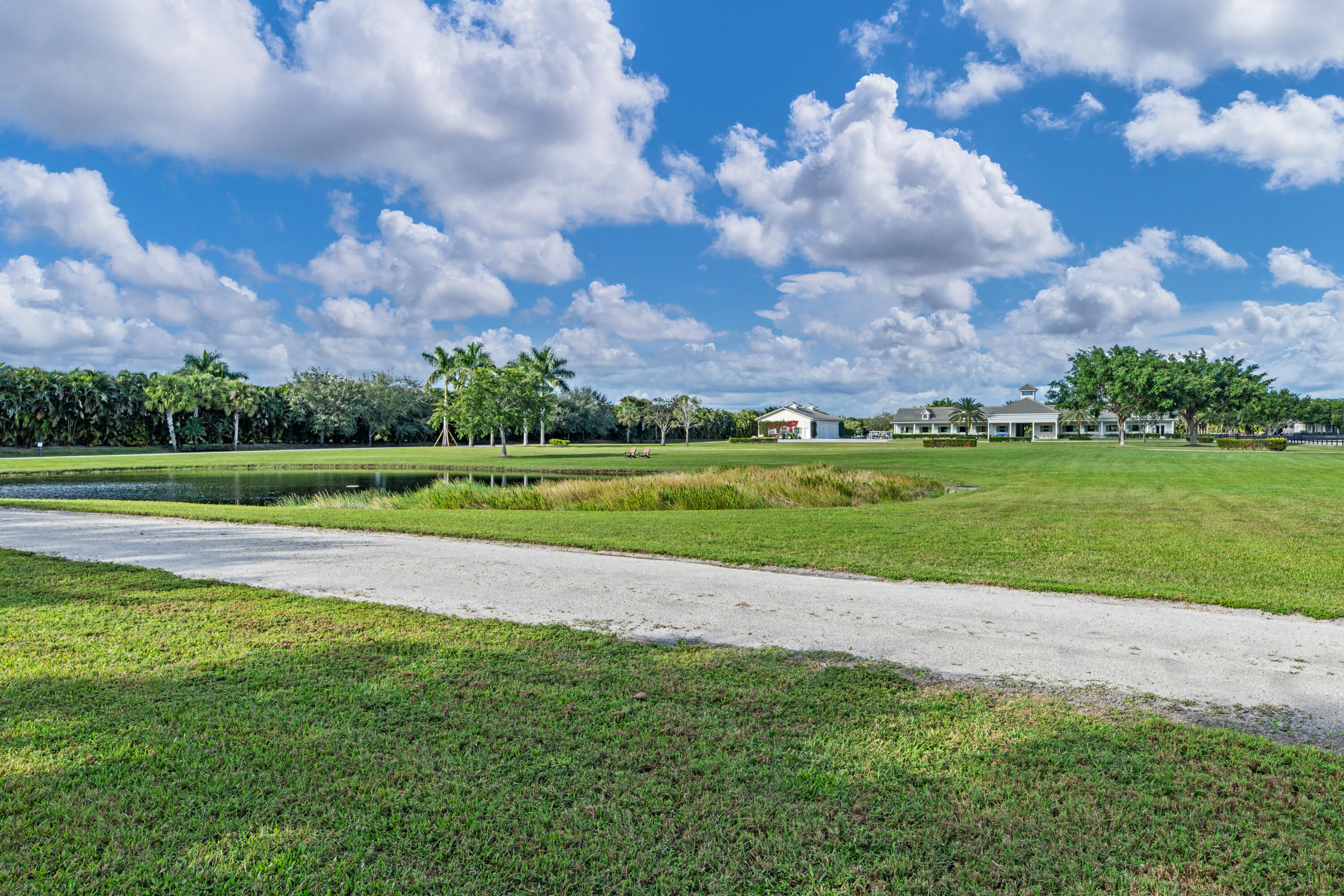 PALM BEACH POINT EAST - Residential