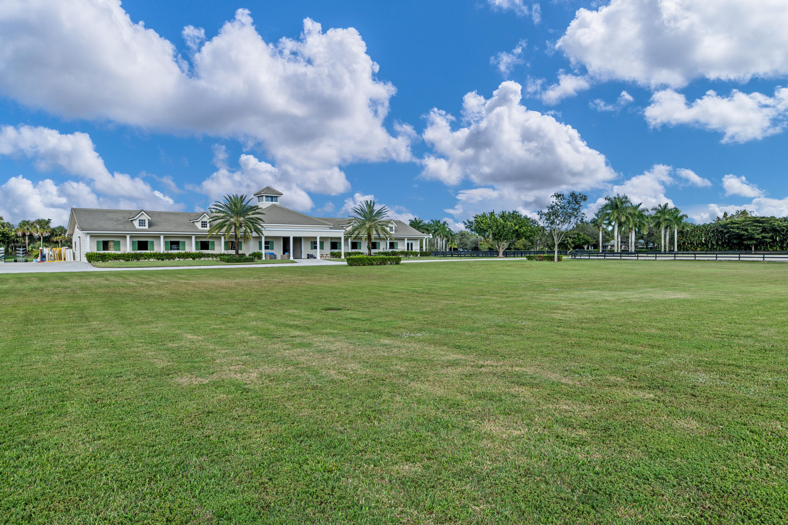 PALM BEACH POINT EAST - Residential
