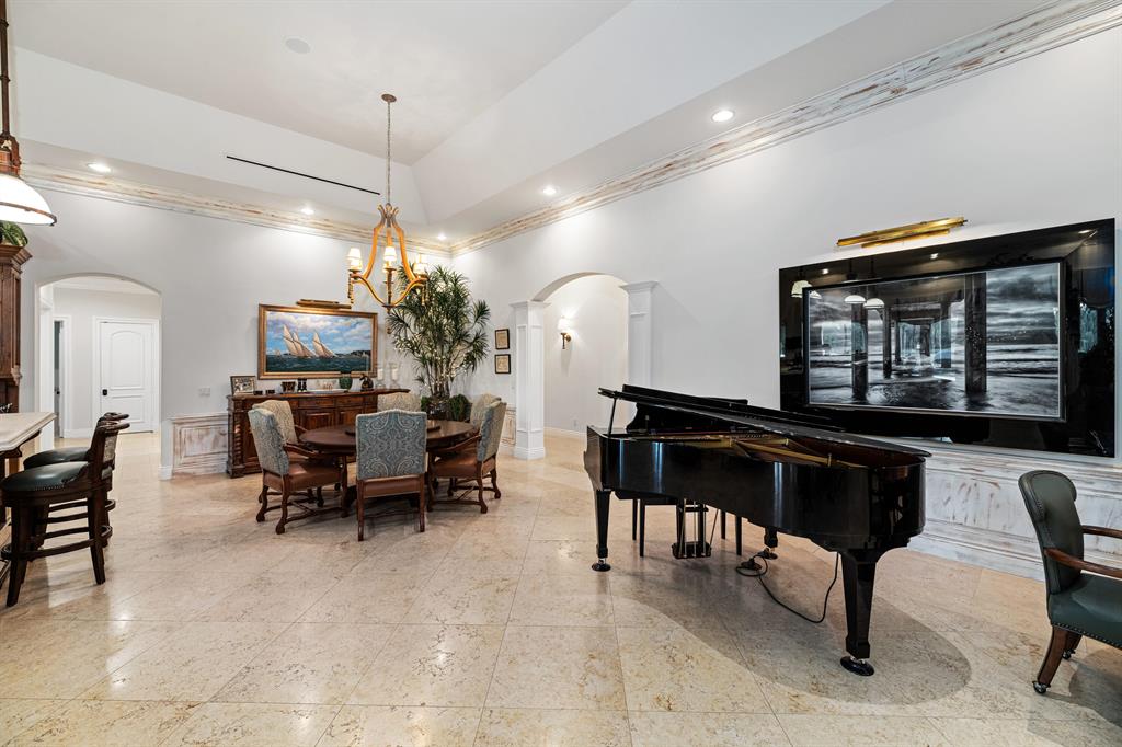 PALM BEACH POINT EAST - Residential