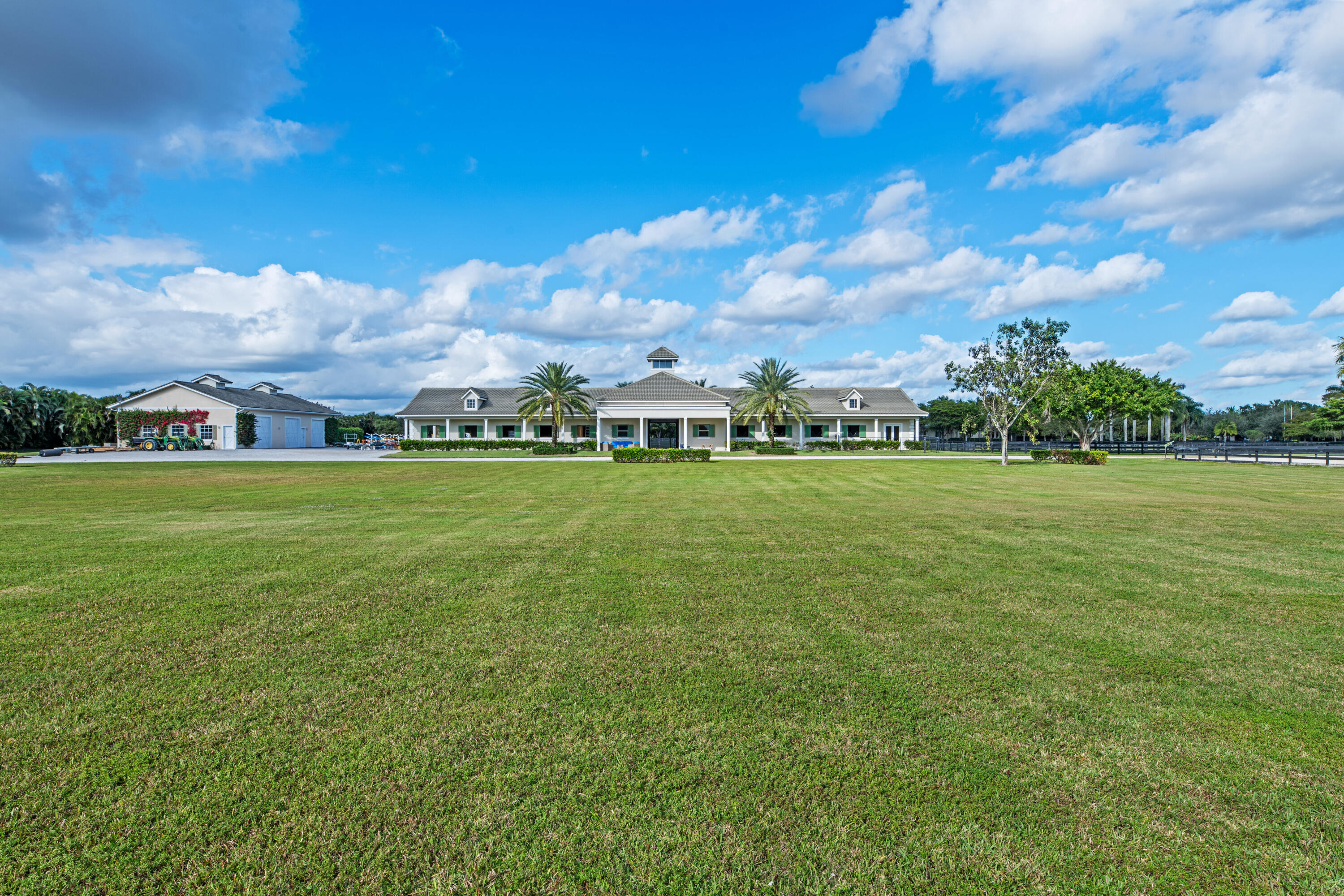 PALM BEACH POINT EAST - Residential