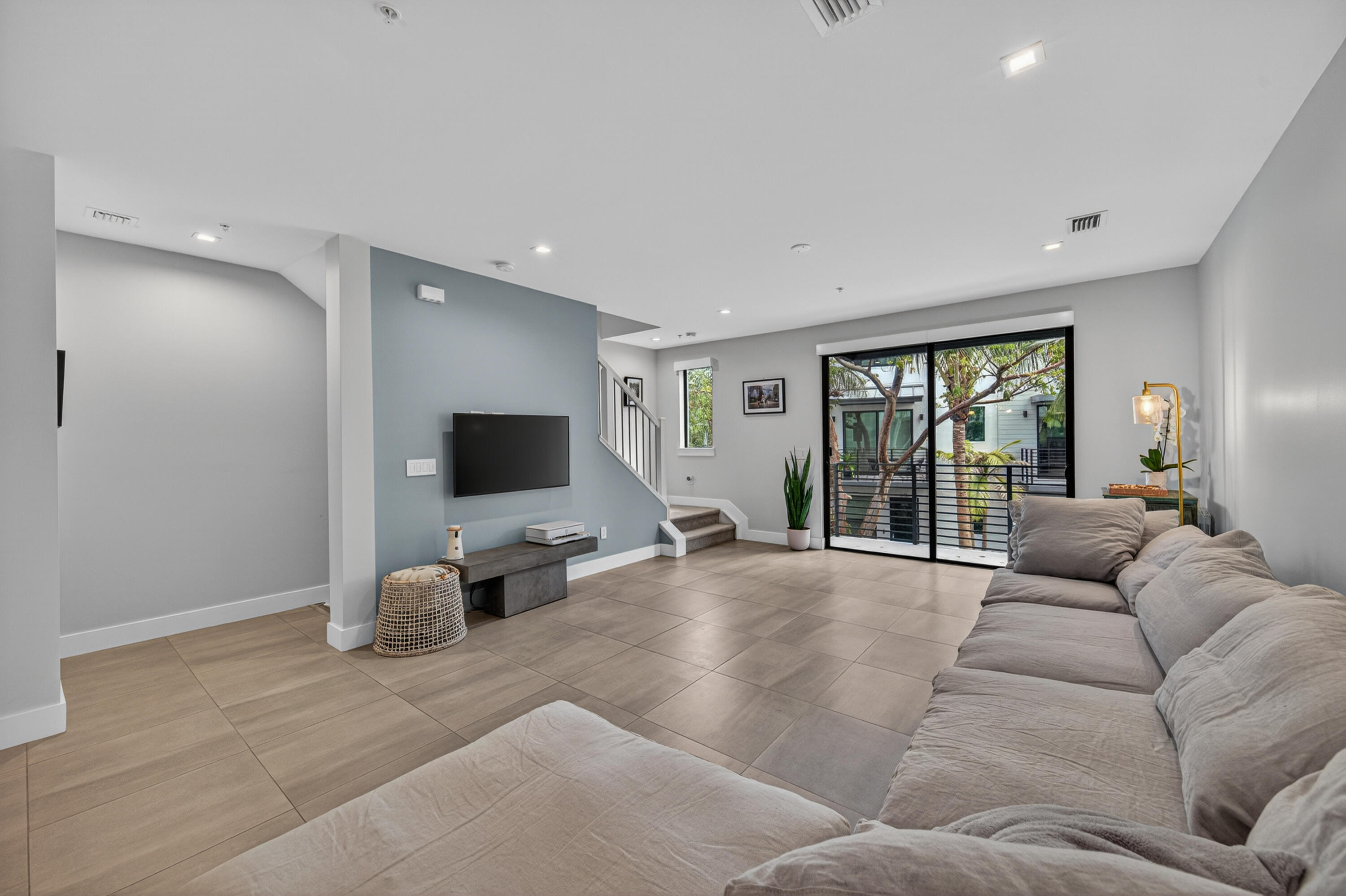 VILLAGE AT WILTON MANORS II - Residential
