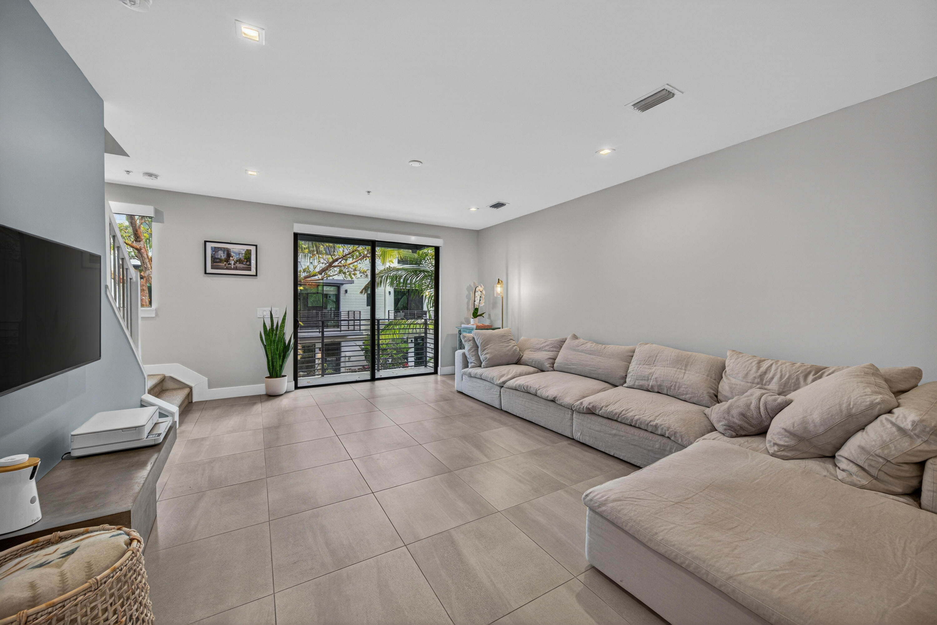 VILLAGE AT WILTON MANORS II - Residential