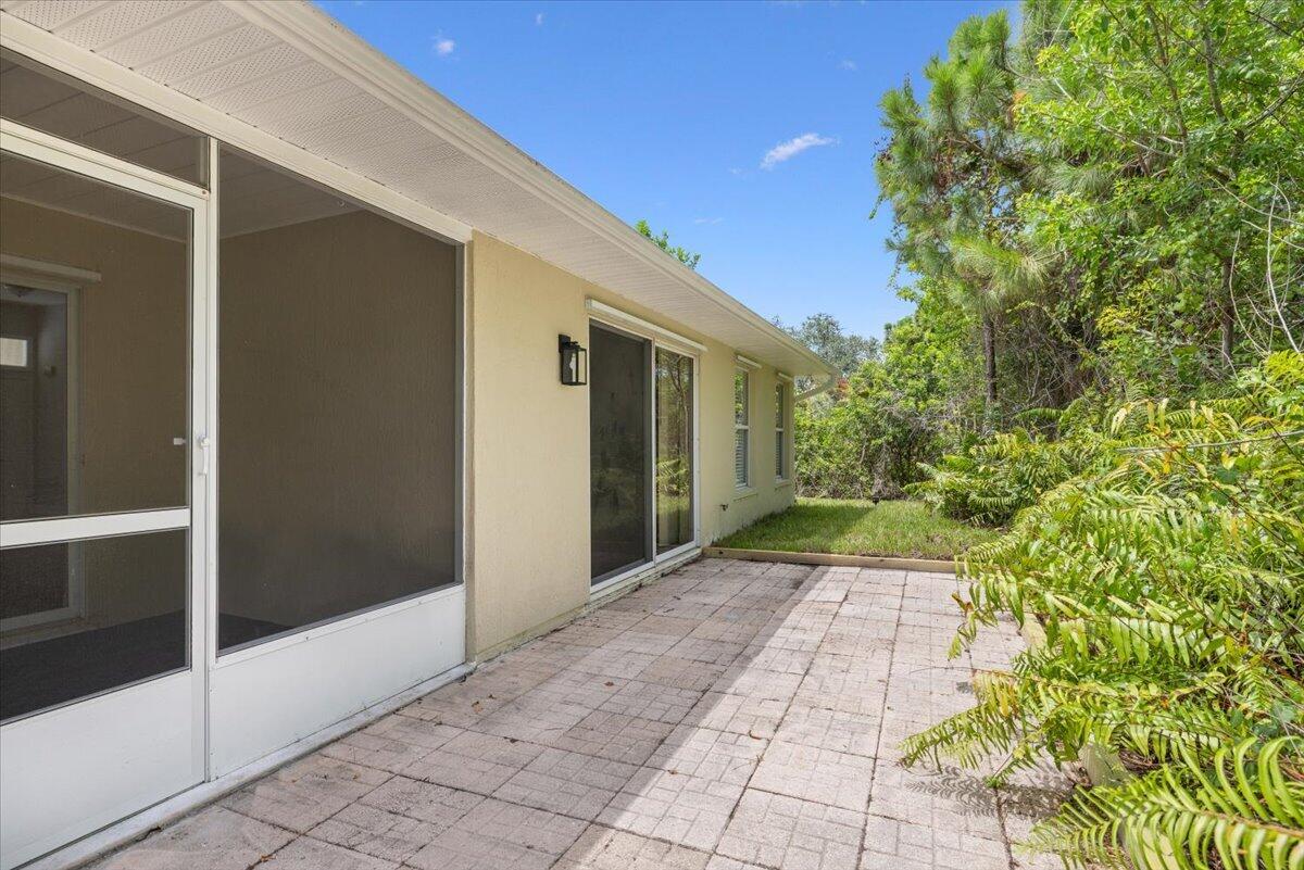 SEBASTIAN HIGHLANDS UNIT 17 - Residential