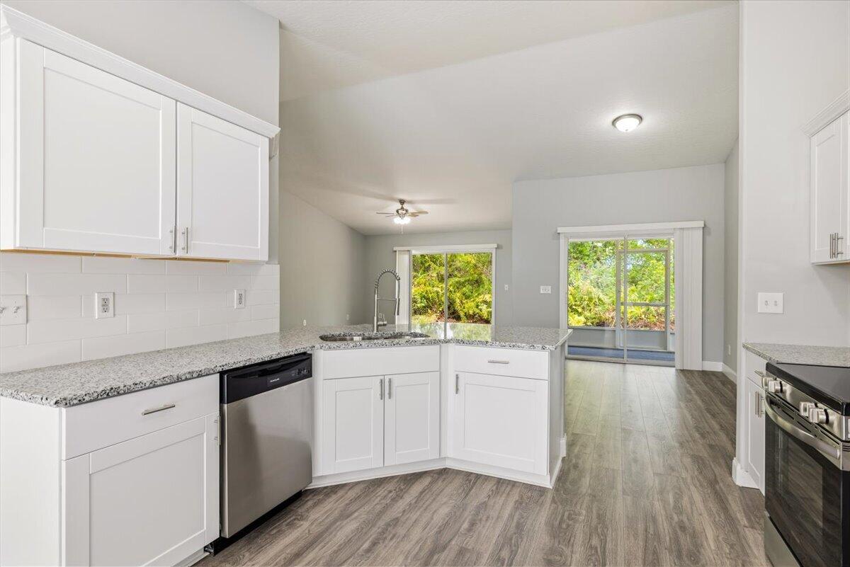 SEBASTIAN HIGHLANDS UNIT 17 - Residential