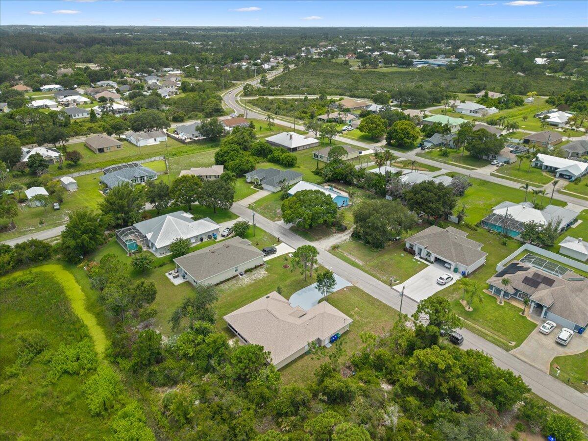 SEBASTIAN HIGHLANDS UNIT 17 - Residential