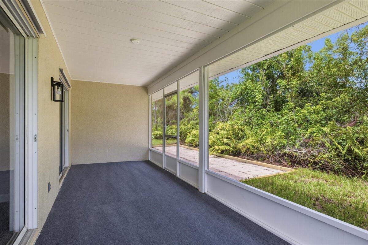SEBASTIAN HIGHLANDS UNIT 17 - Residential