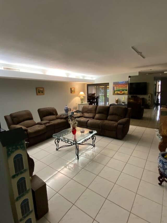 MIAMI LAKES LOCH LOMOND EAST - Residential