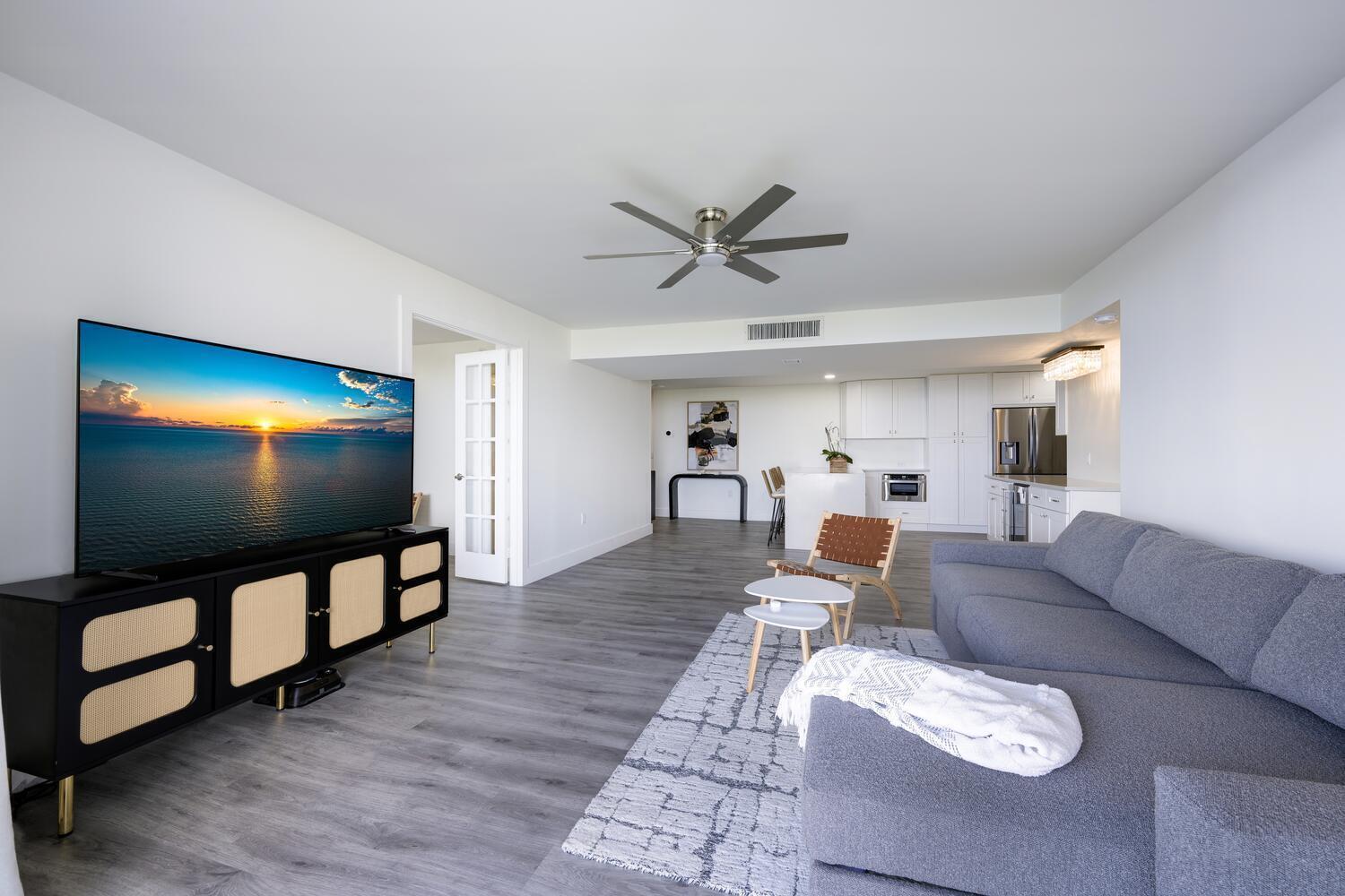 PALM BEACH HOUSE CONDO - Residential