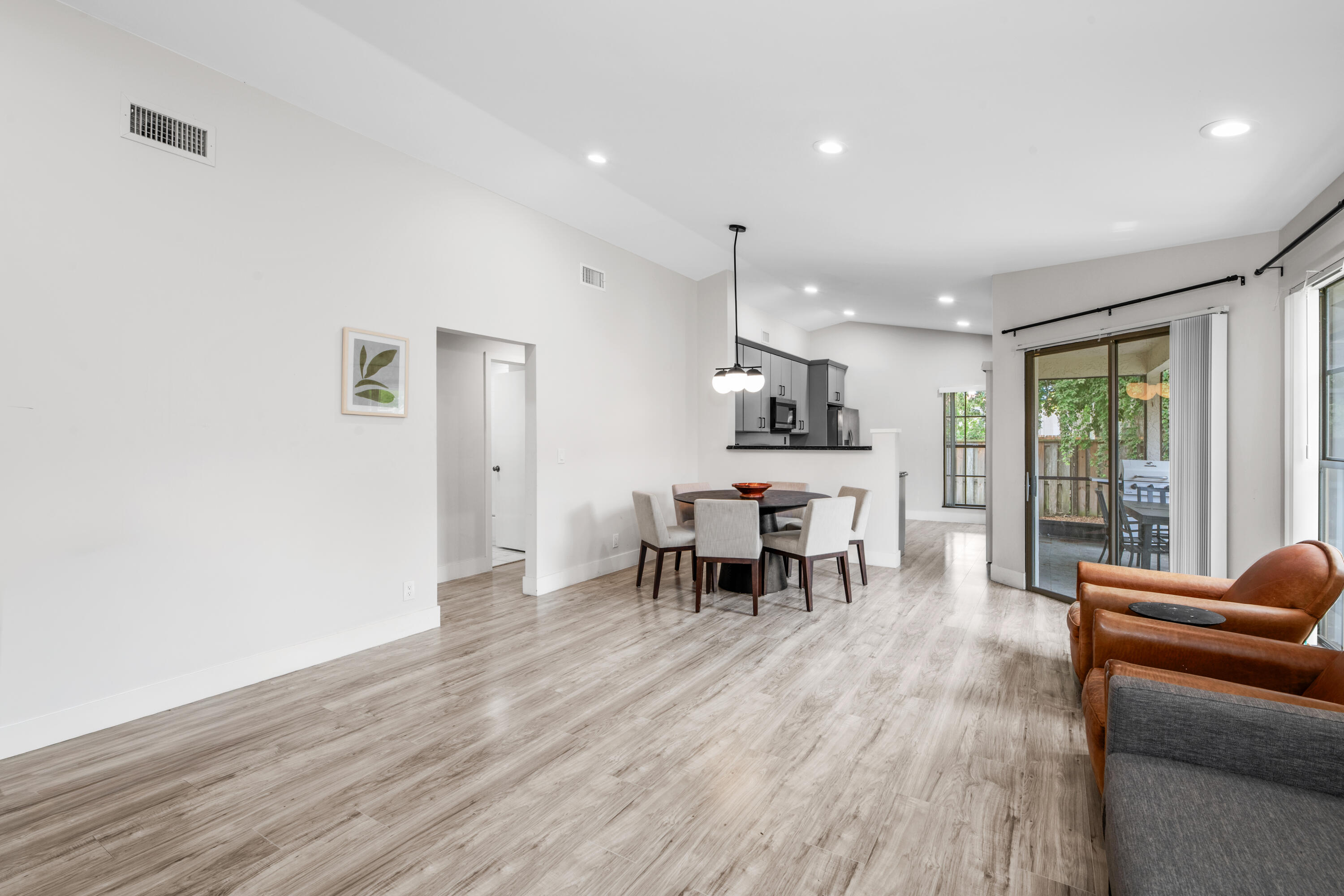 WELLINGTON TR 42B - Residential