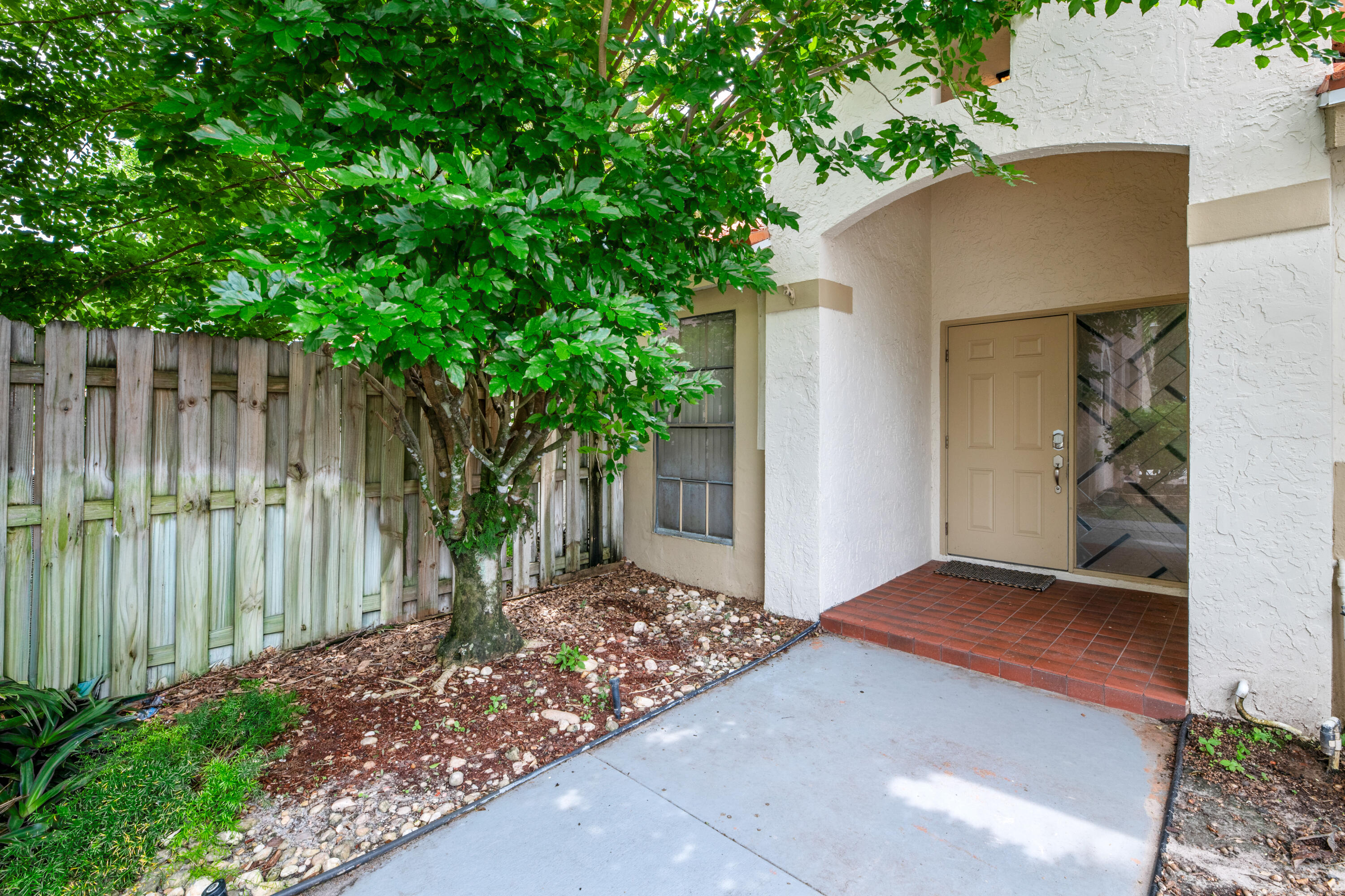 WELLINGTON TR 42B - Residential