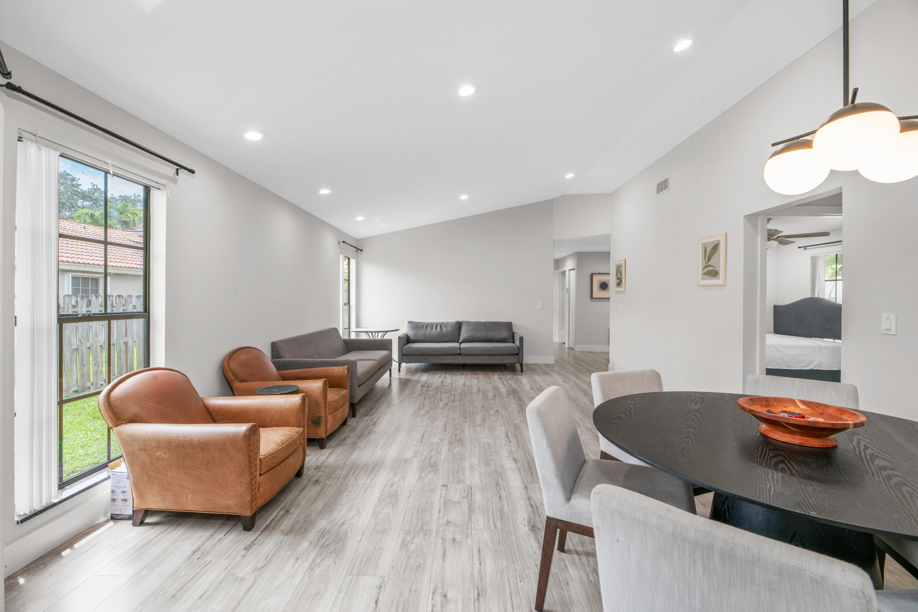 WELLINGTON TR 42B - Residential