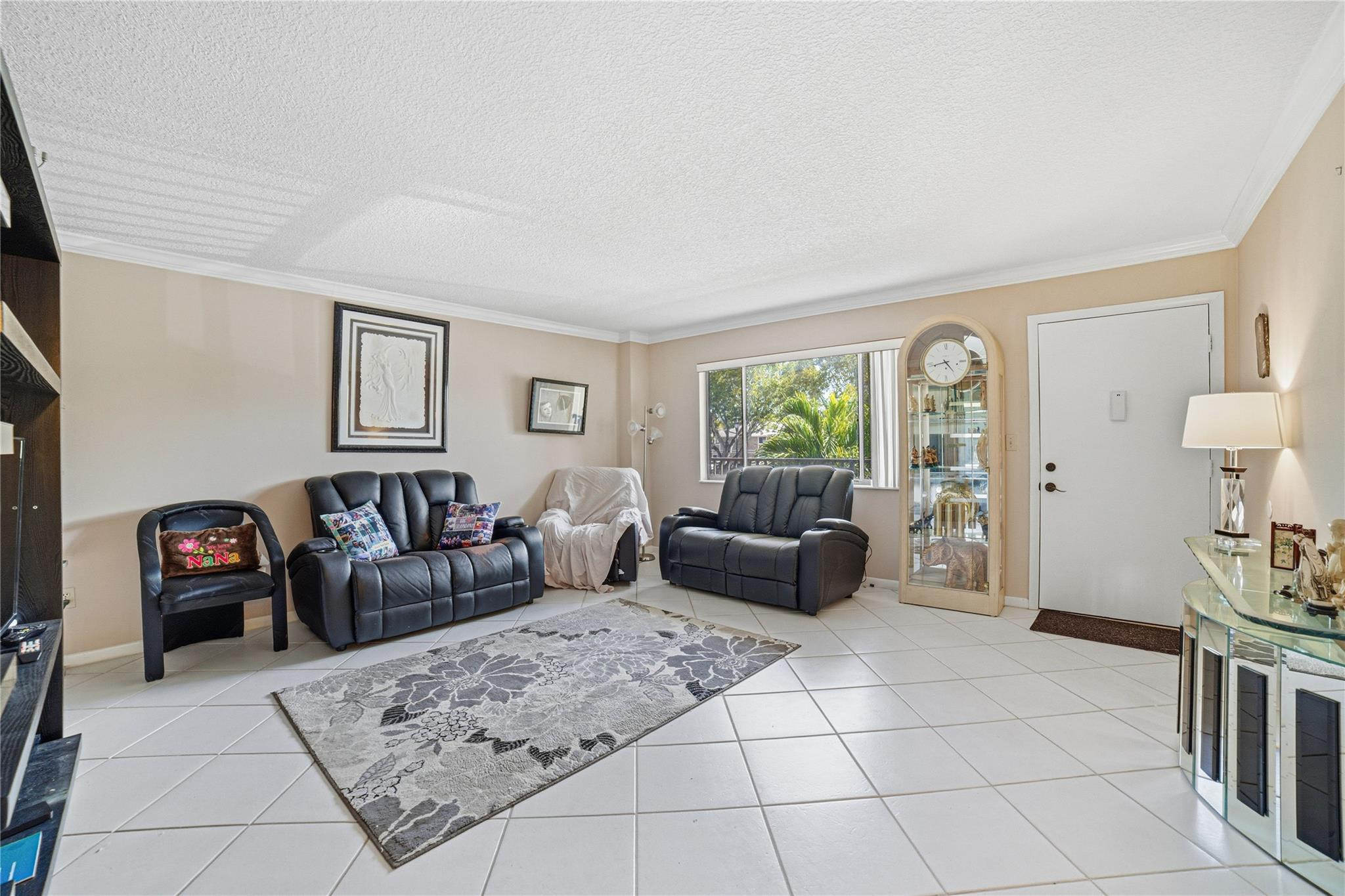 ASHMONT - Residential