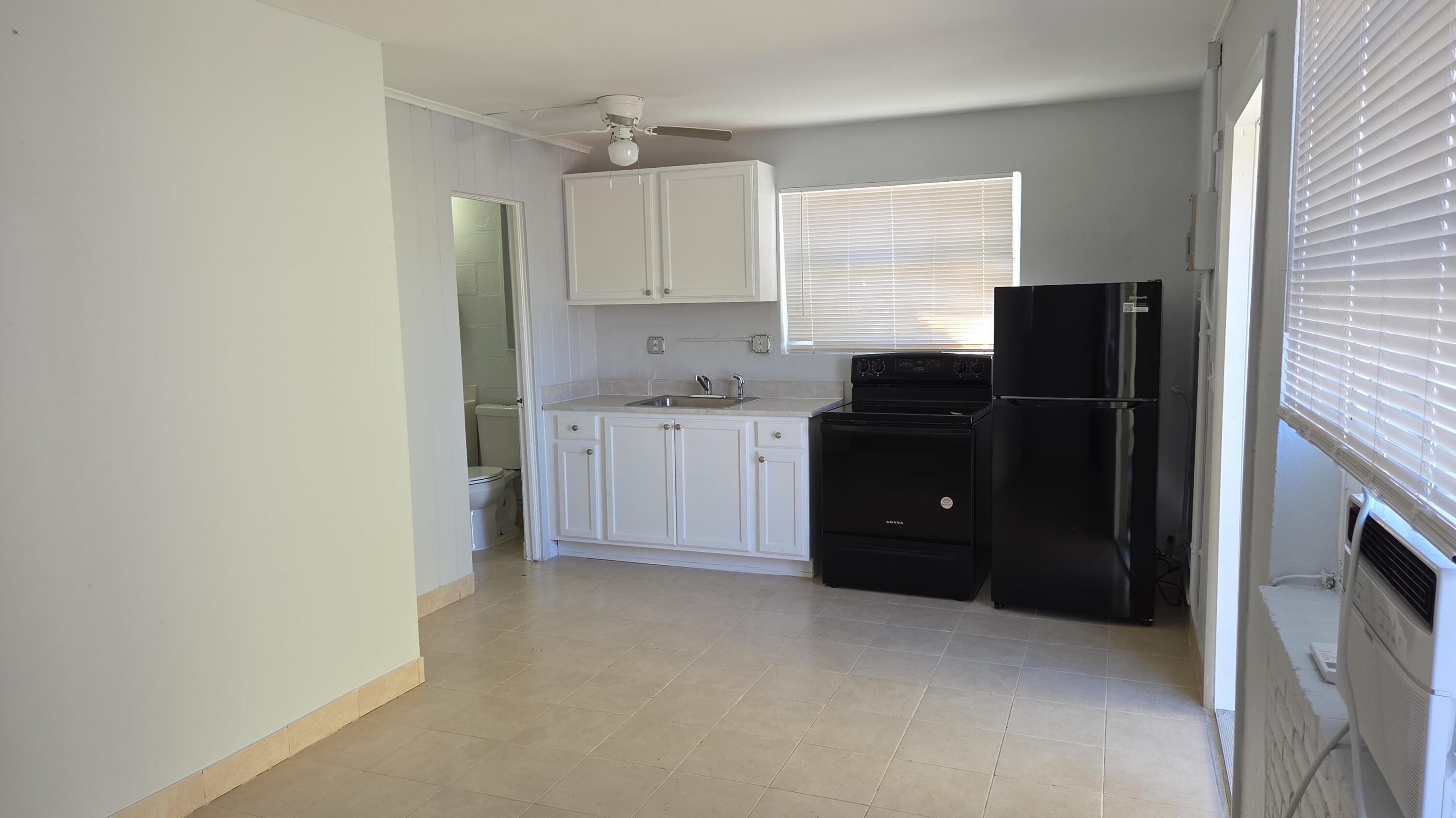 ESTATES OF SOUTH PALM BEACH - Residential Income