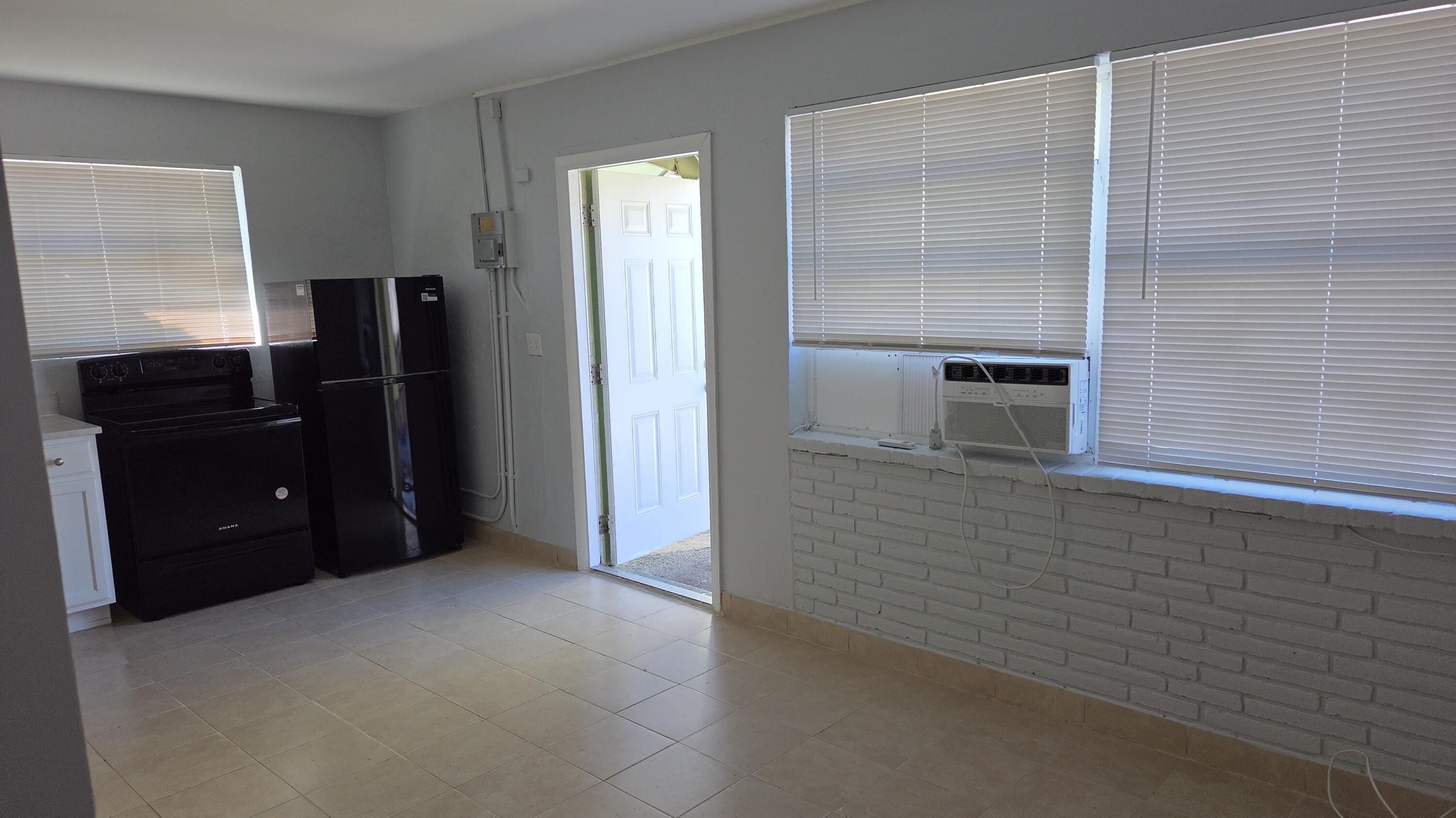 ESTATES OF SOUTH PALM BEACH - Residential Income