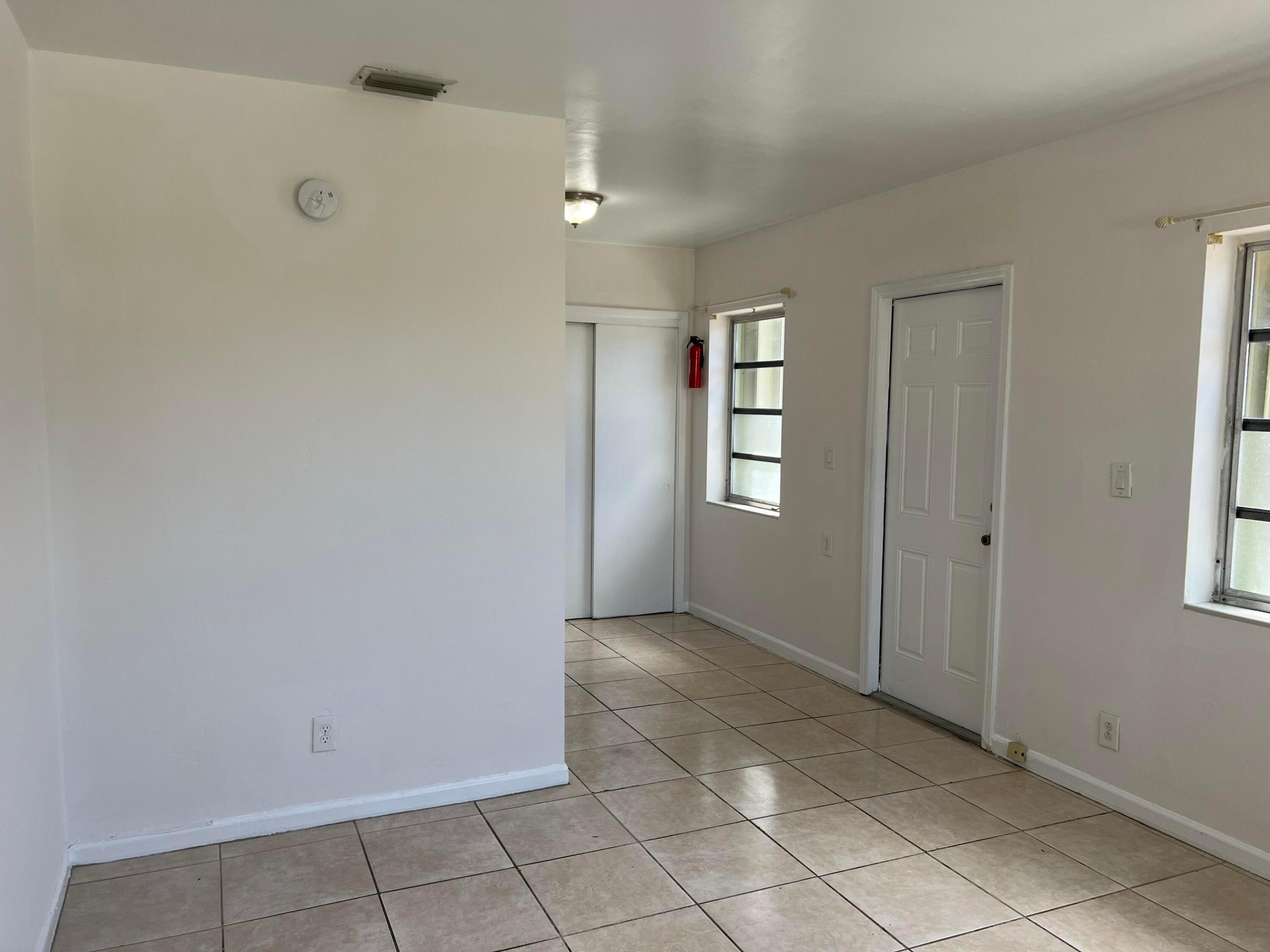 ESTATES OF SOUTH PALM BEACH - Residential Income
