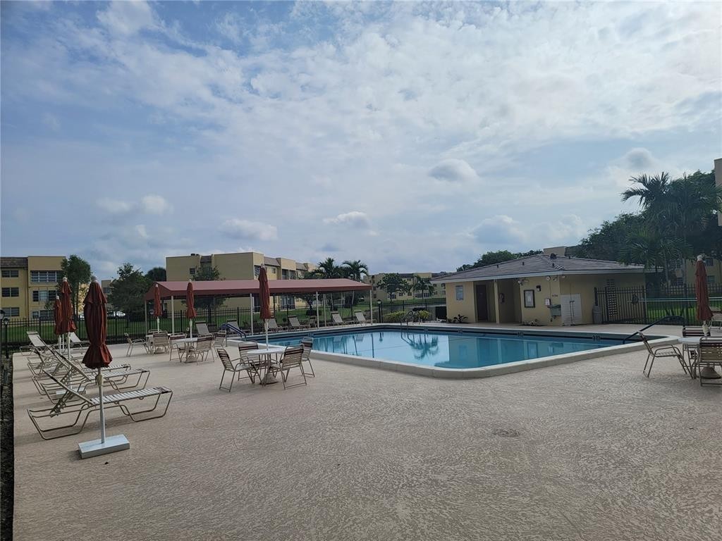 Bermuda Club One Condo - Residential