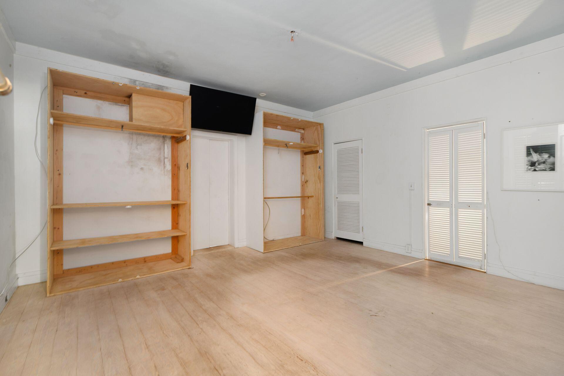 PLAZA PL - Residential