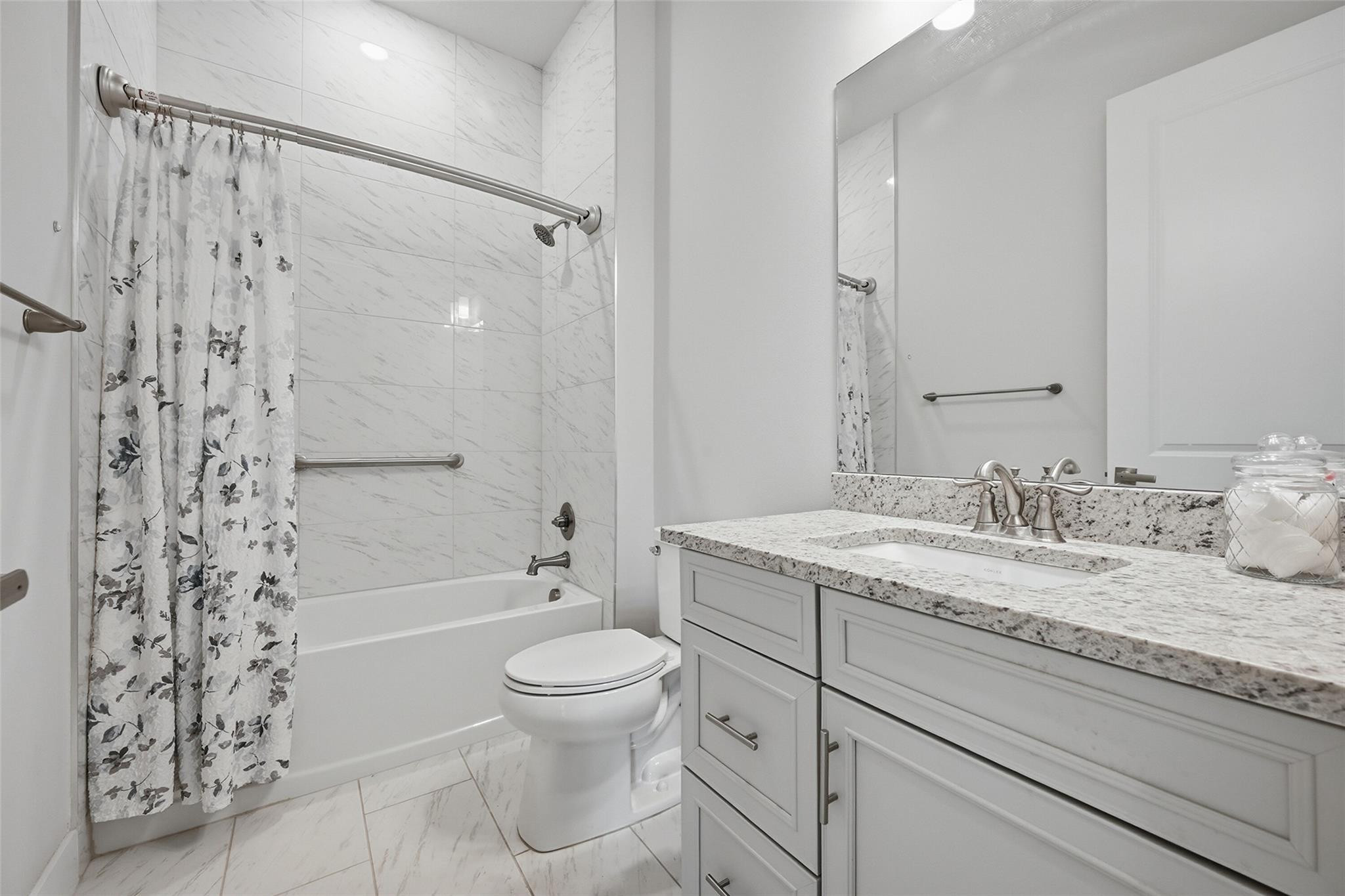 MCJUNKIN FARMS PLAT - Residential Lease