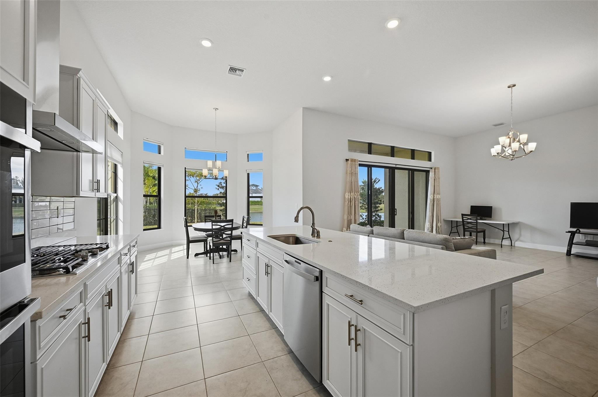 MCJUNKIN FARMS PLAT - Residential Lease