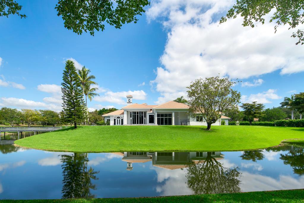 Le Lac - Residential