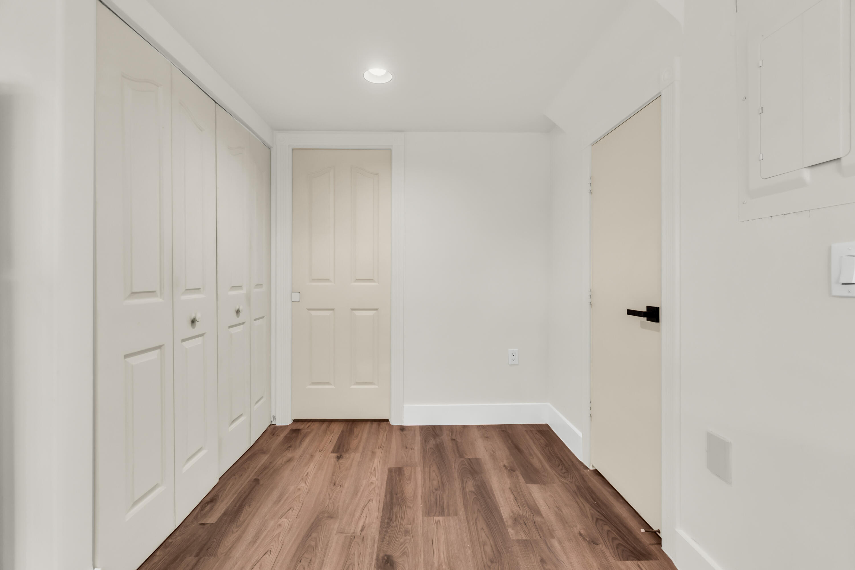 WELLESLEY AT LAKE CLARKE SHORES - Residential
