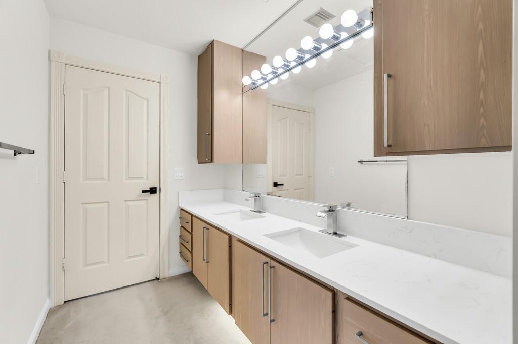 WELLESLEY AT LAKE CLARKE SHORES - Residential