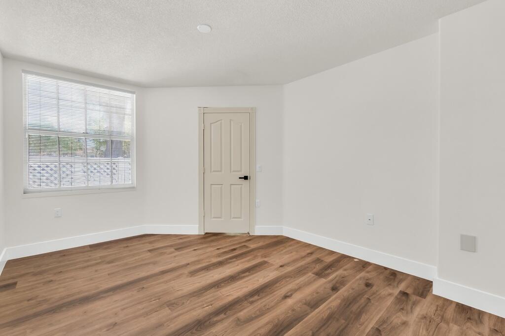 WELLESLEY AT LAKE CLARKE SHORES - Residential