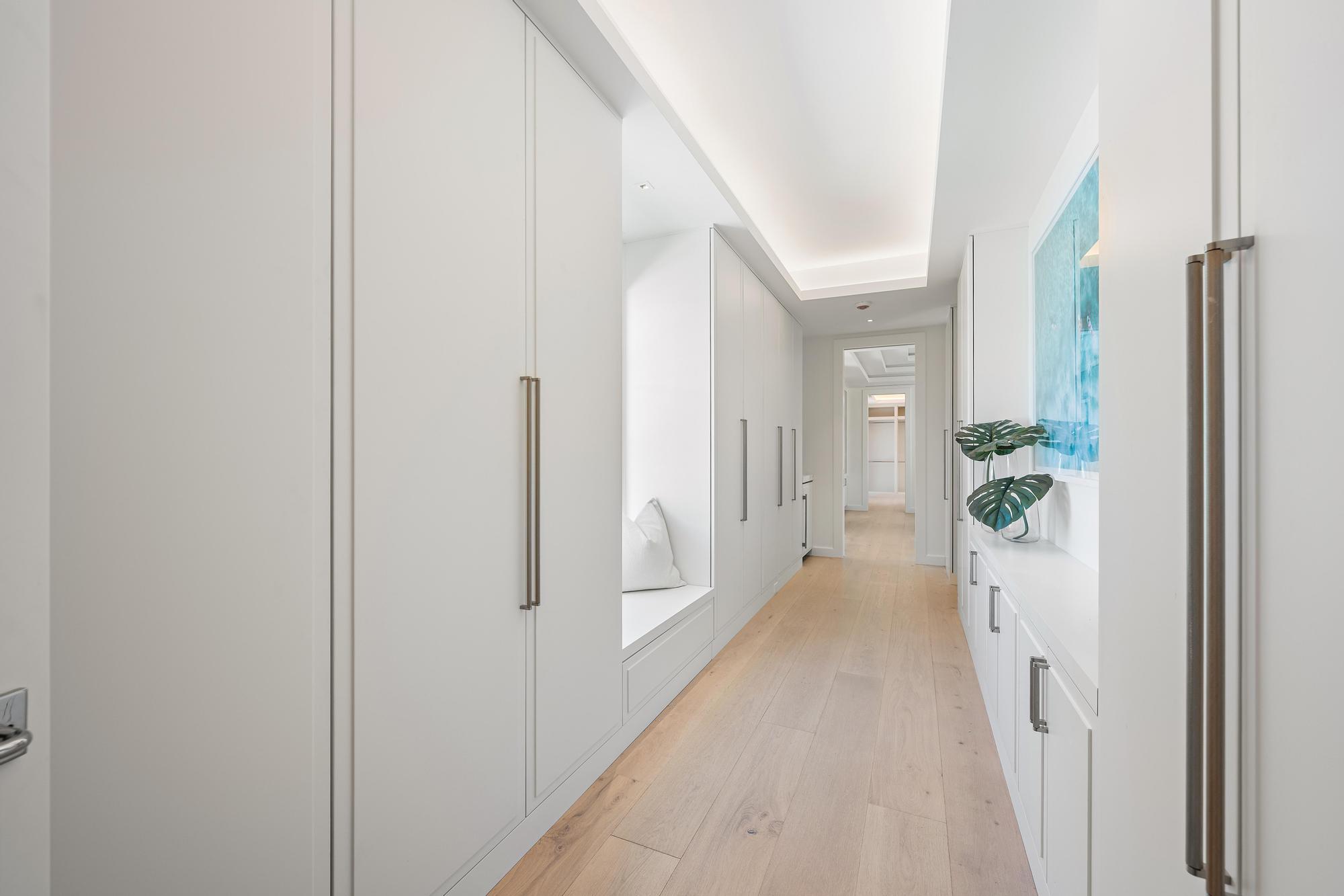 EAST SHORE - Residential