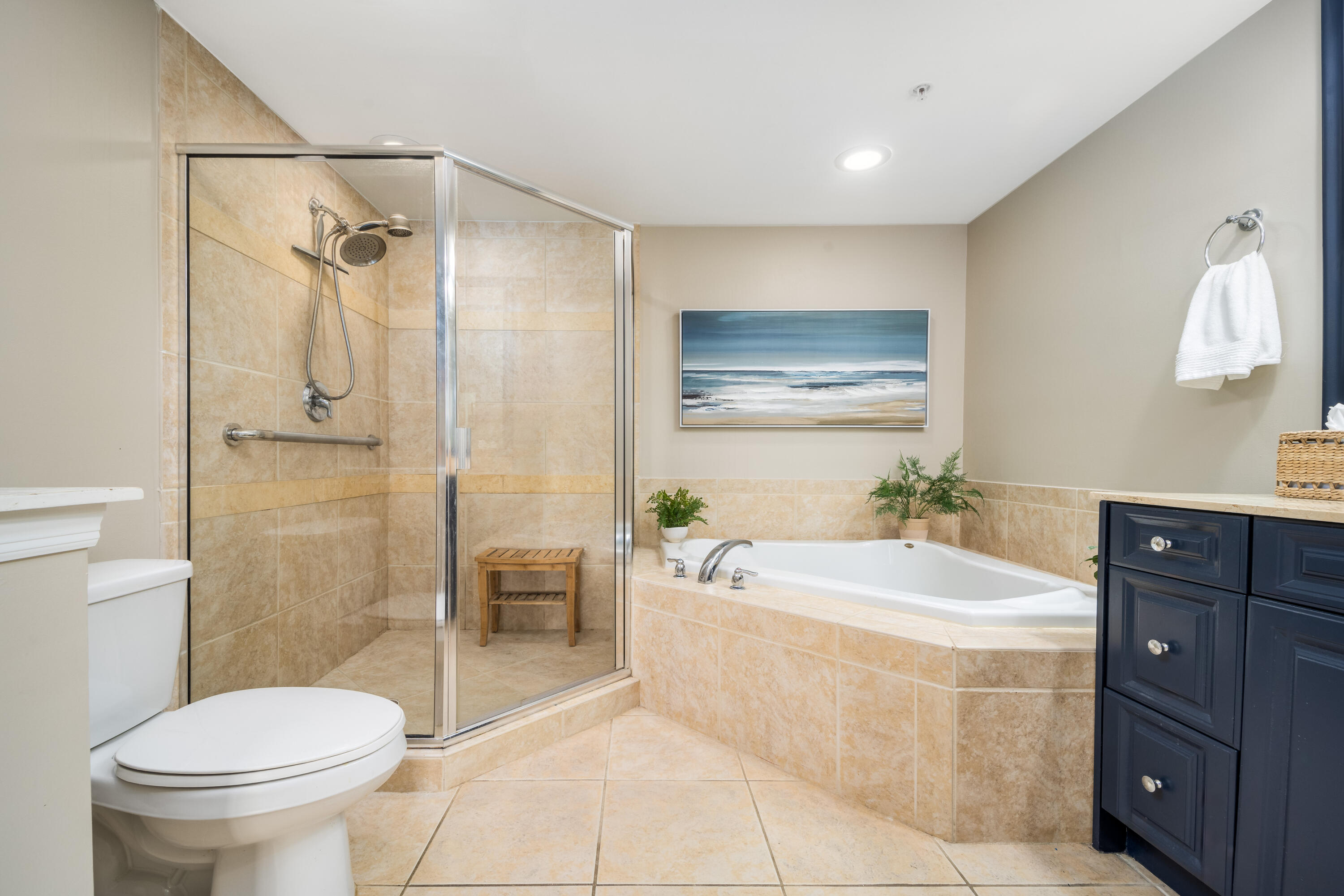 HARBORAGE YACHT CONDO - Residential