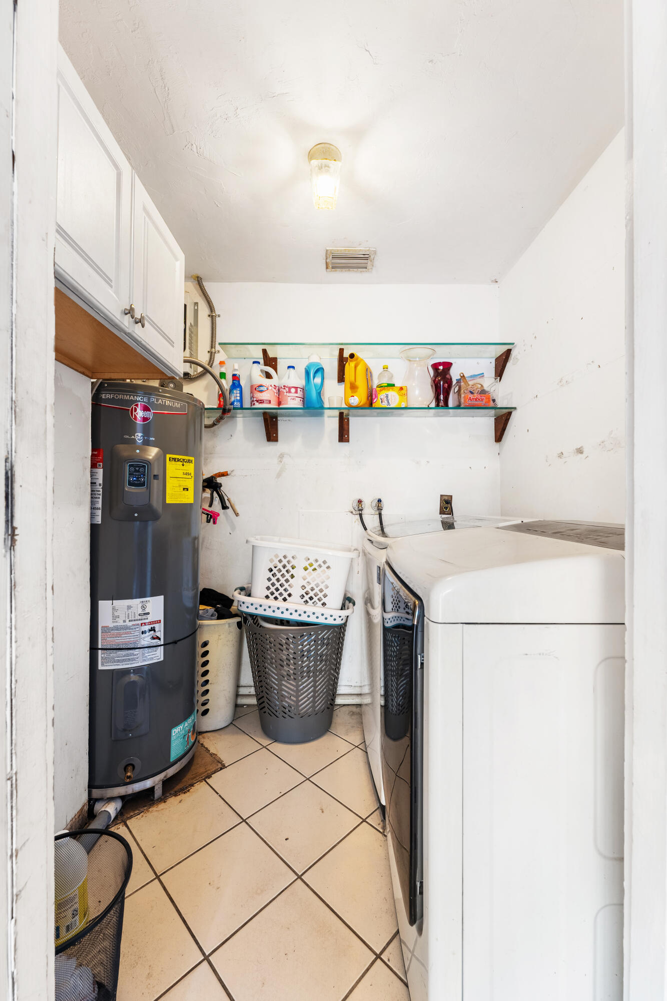 WYNNEWOOD ACRES 5 - Residential