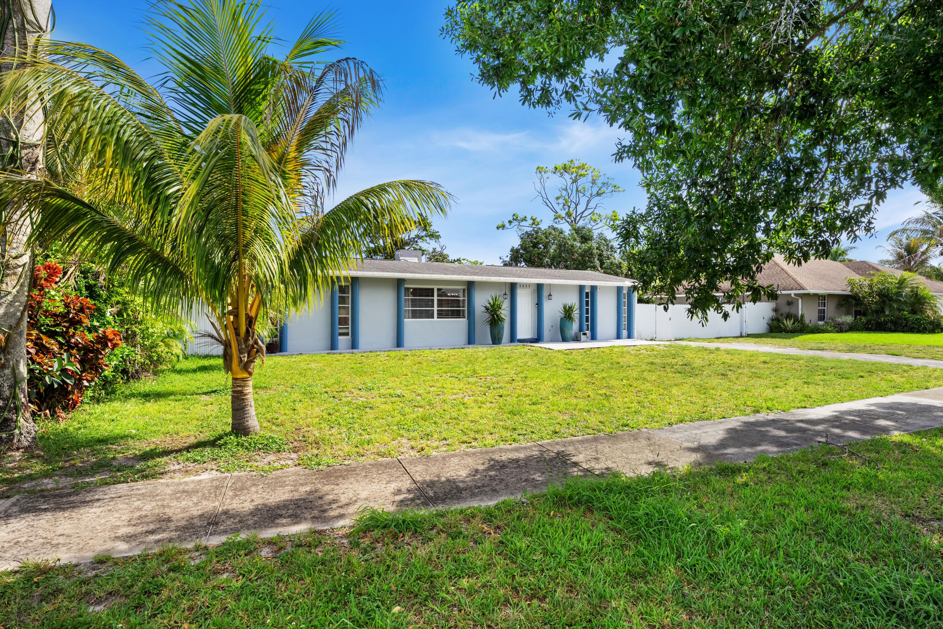 WYNNEWOOD ACRES 5 - Residential