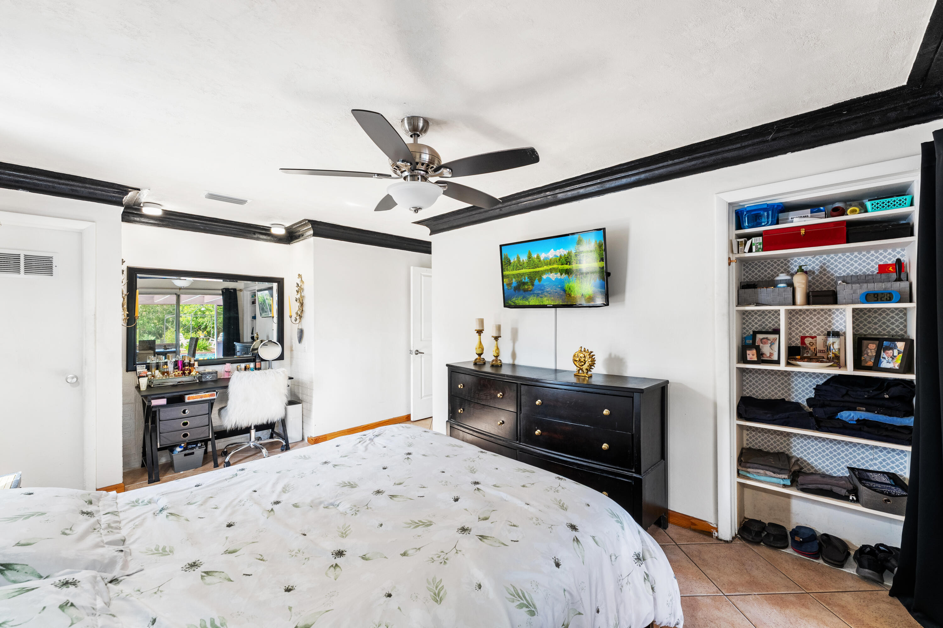 WYNNEWOOD ACRES 5 - Residential