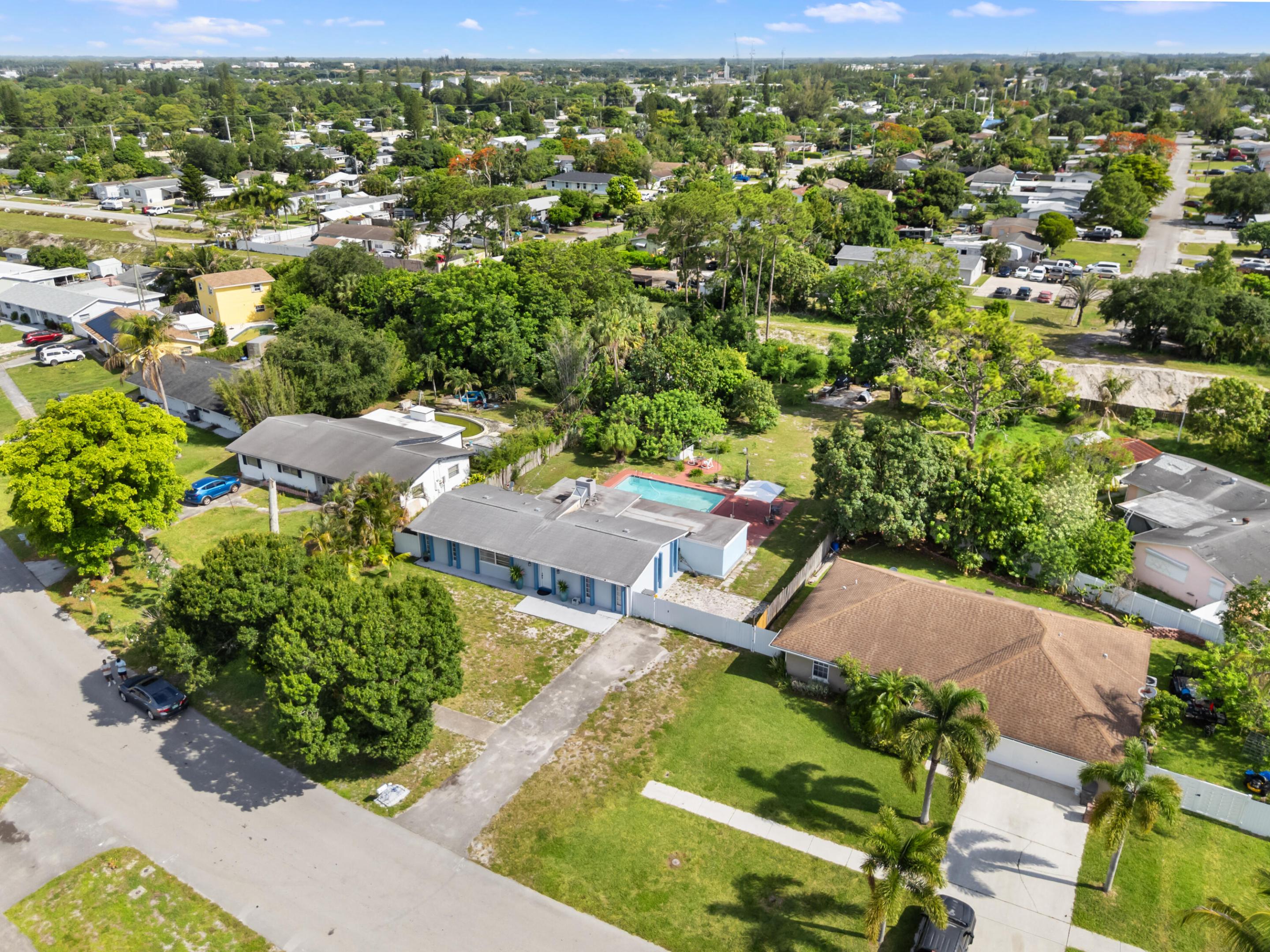 WYNNEWOOD ACRES 5 - Residential