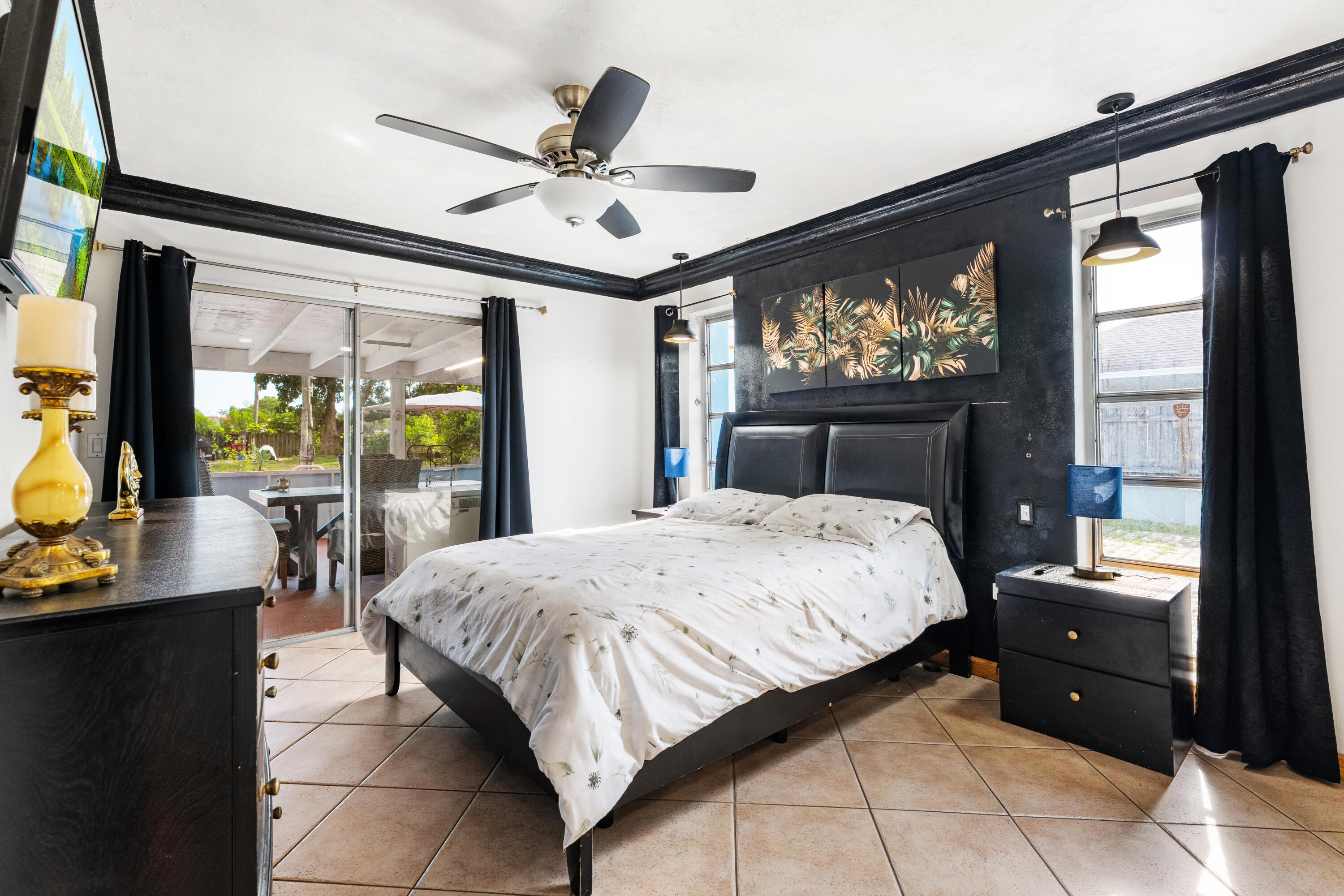 WYNNEWOOD ACRES 5 - Residential