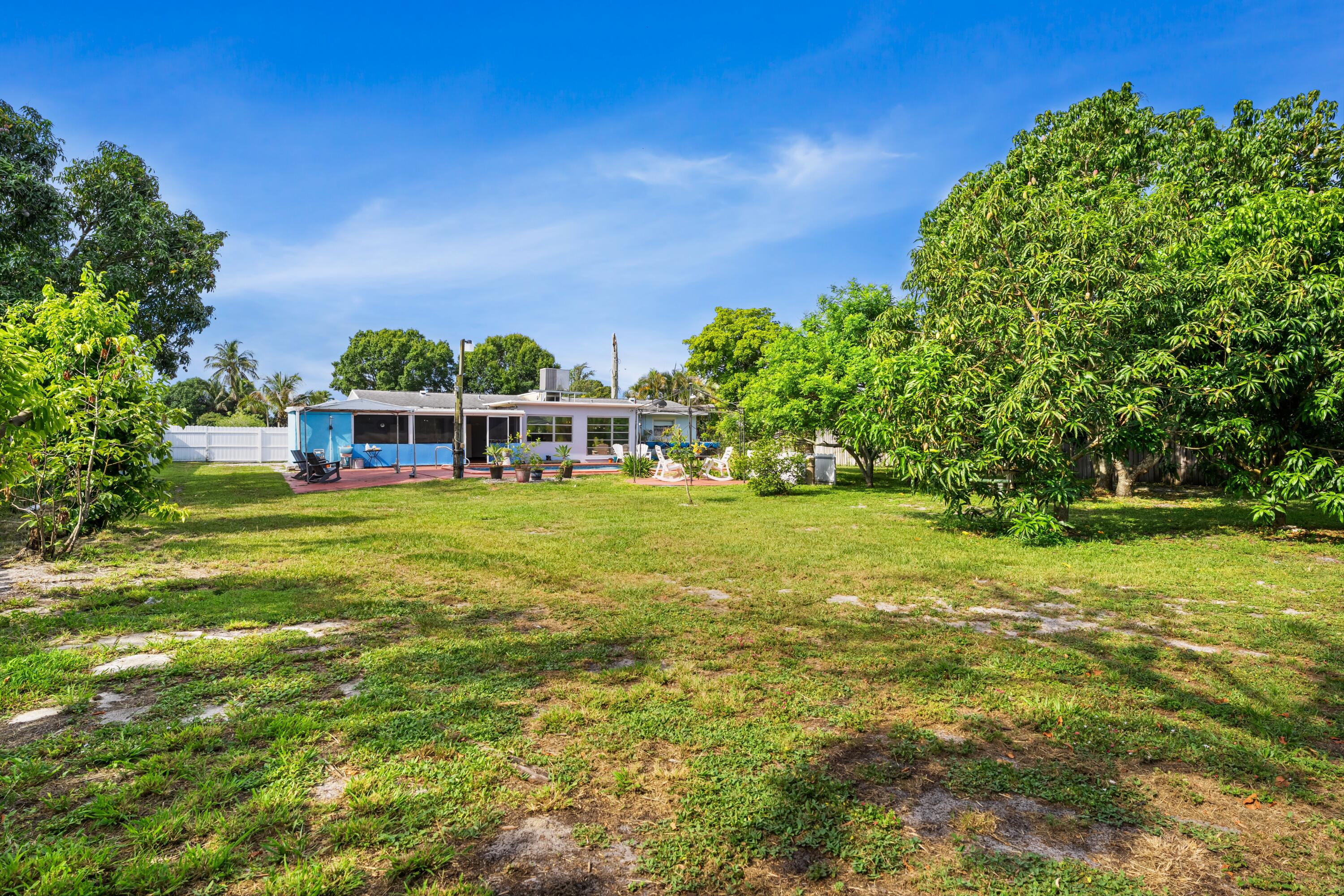 WYNNEWOOD ACRES 5 - Residential