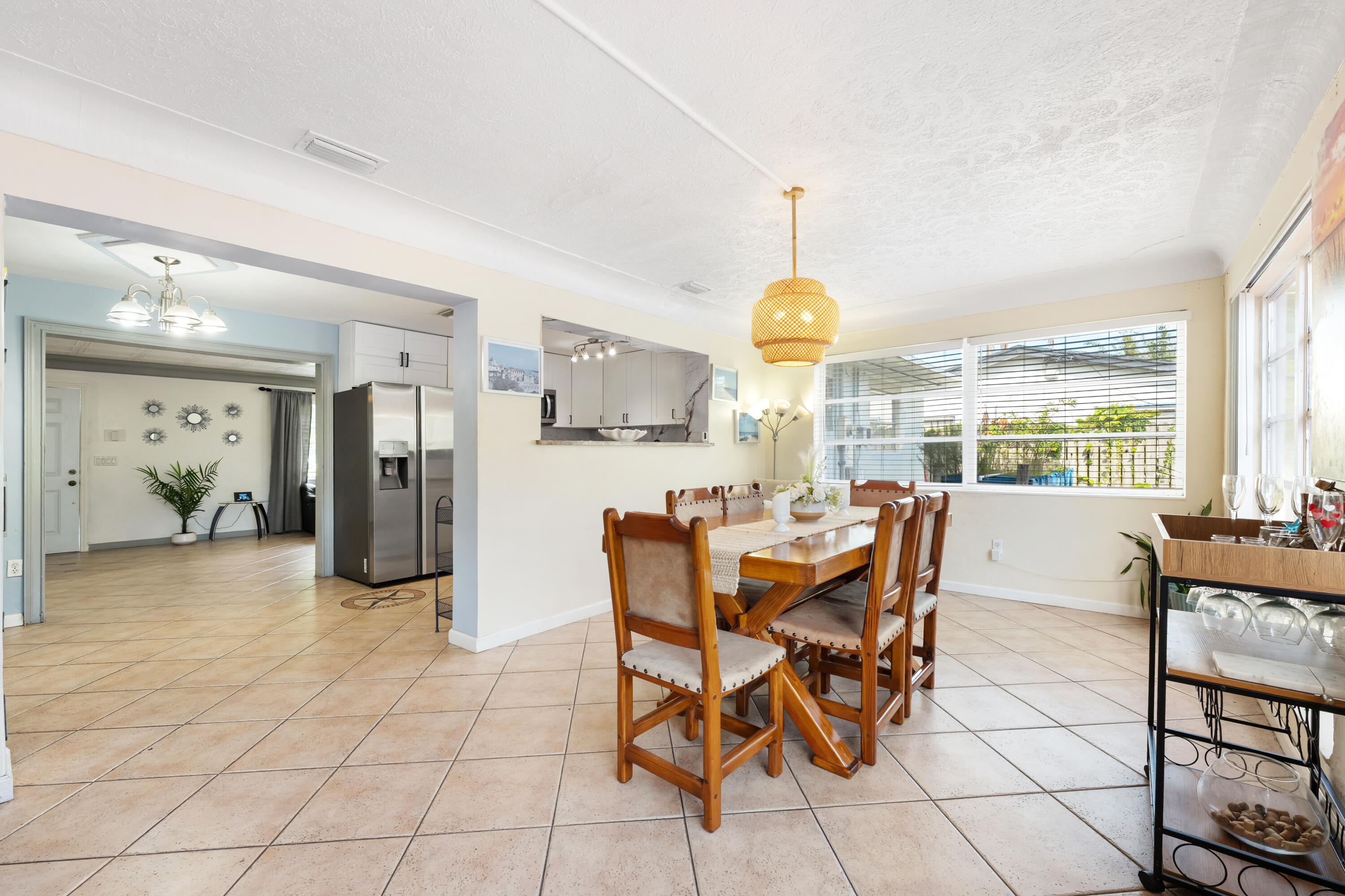 WYNNEWOOD ACRES 5 - Residential