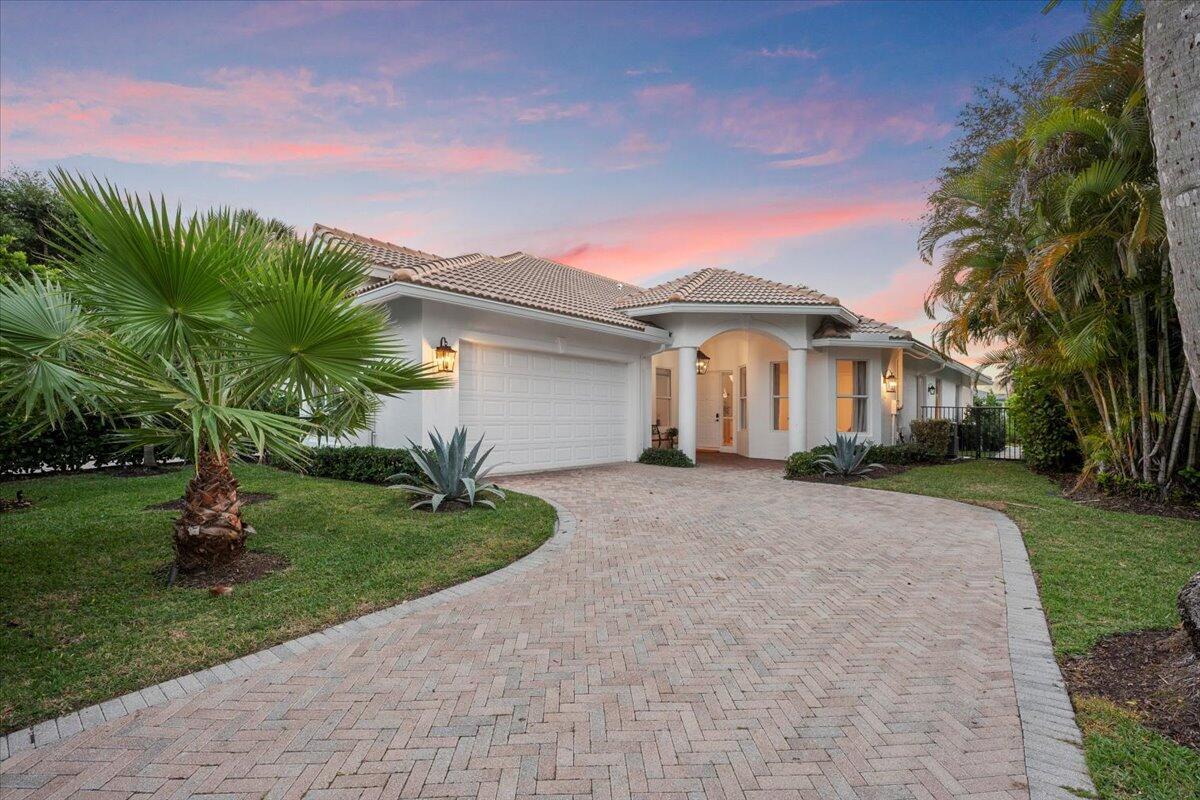 SHADY OAKS OF PALM BEACH POLO & COUNTRY - Residential