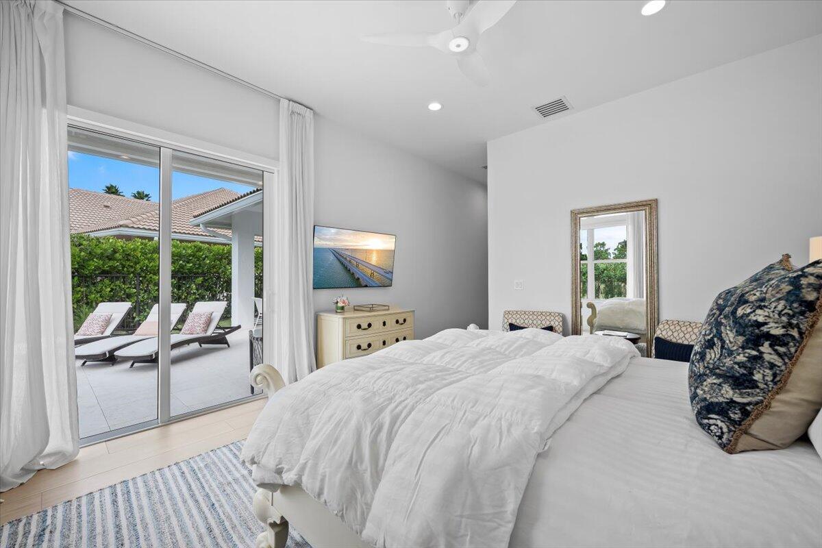 SHADY OAKS OF PALM BEACH POLO & COUNTRY - Residential