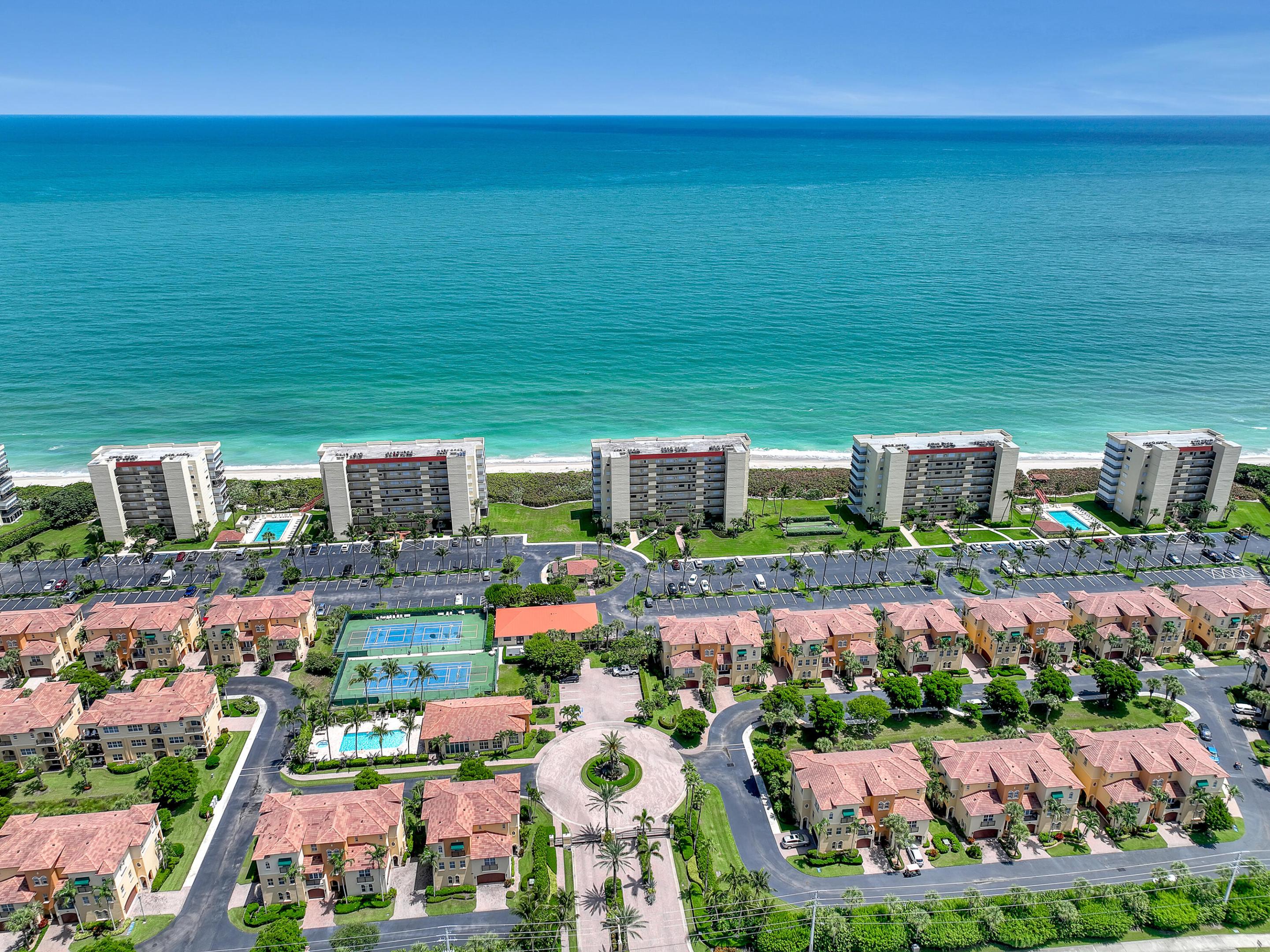 SAND DOLLAR VILLAS CONDOMINIUM C - Residential