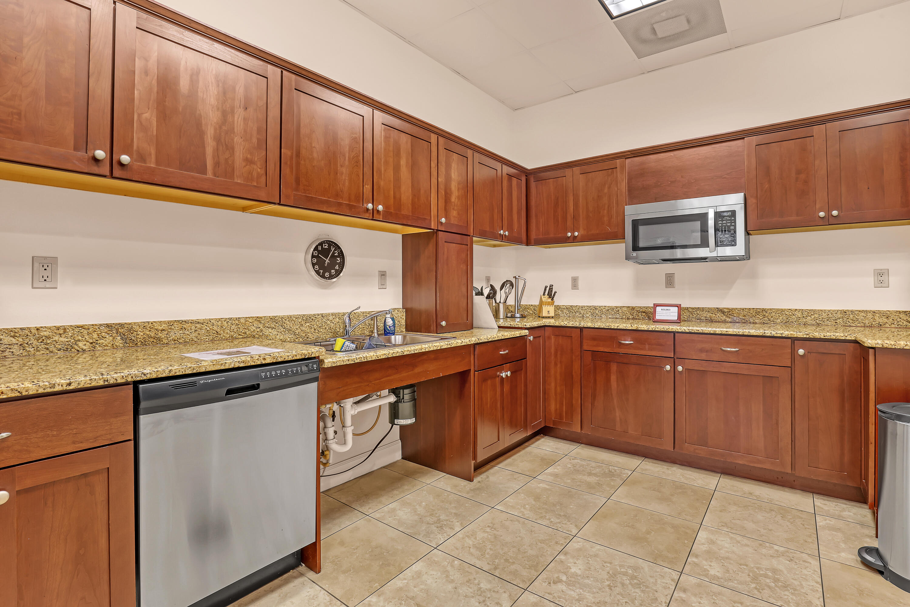 SAND DOLLAR VILLAS CONDOMINIUM C - Residential