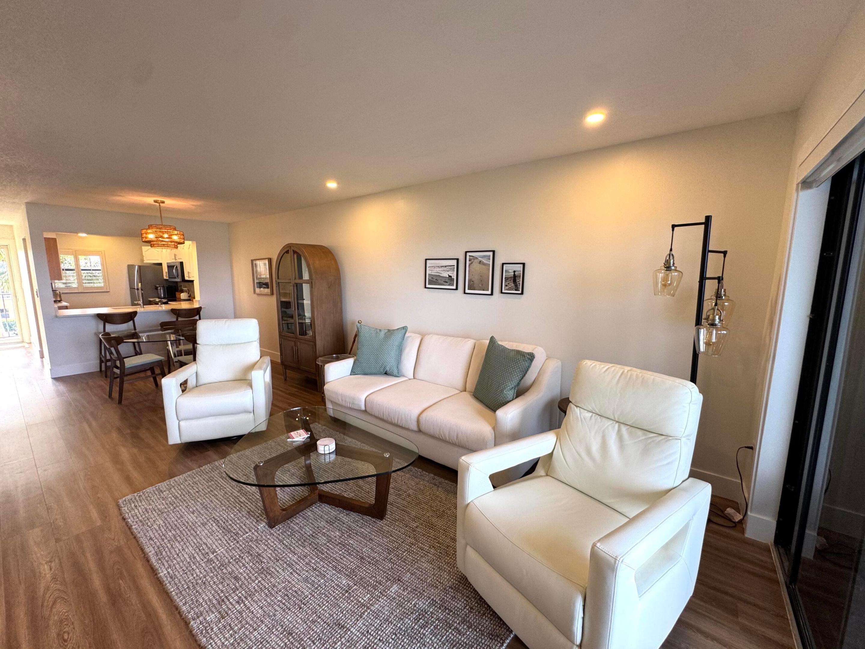 SAND DOLLAR VILLAS CONDOMINIUM C - Residential