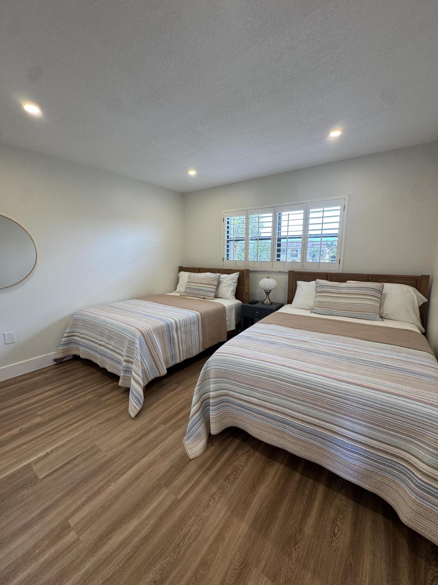 SAND DOLLAR VILLAS CONDOMINIUM C - Residential