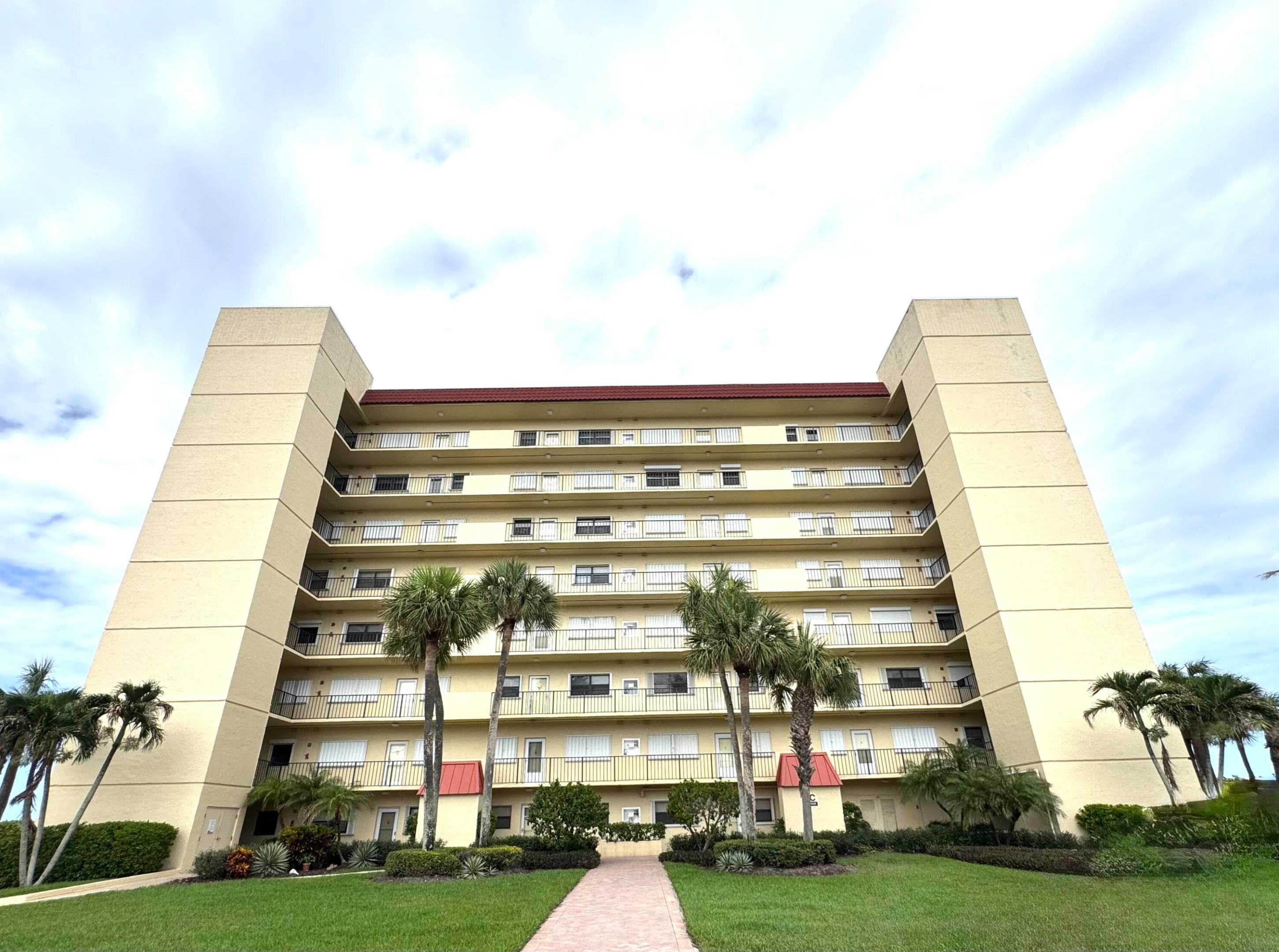 SAND DOLLAR VILLAS CONDOMINIUM C - Residential