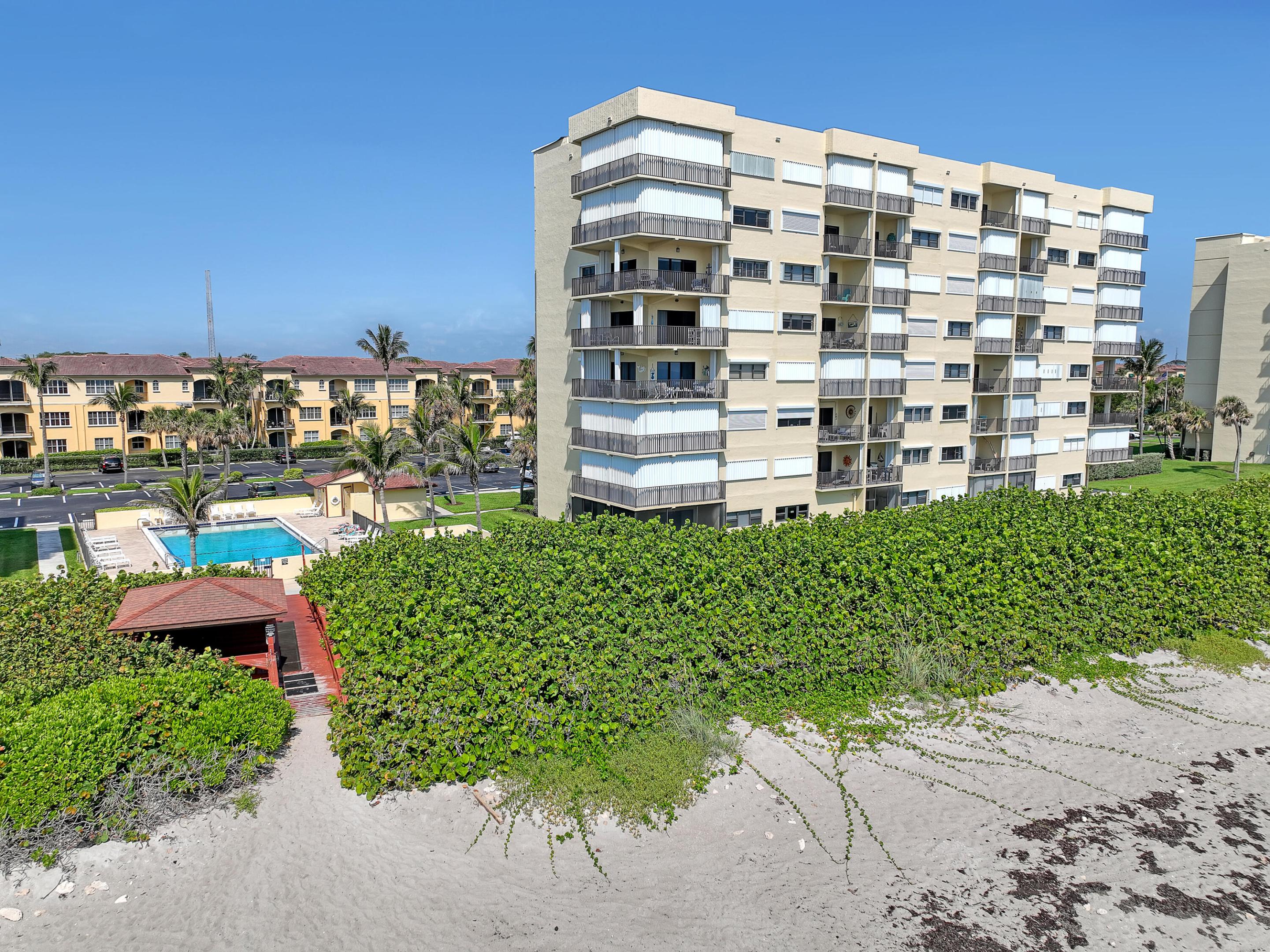 SAND DOLLAR VILLAS CONDOMINIUM C - Residential