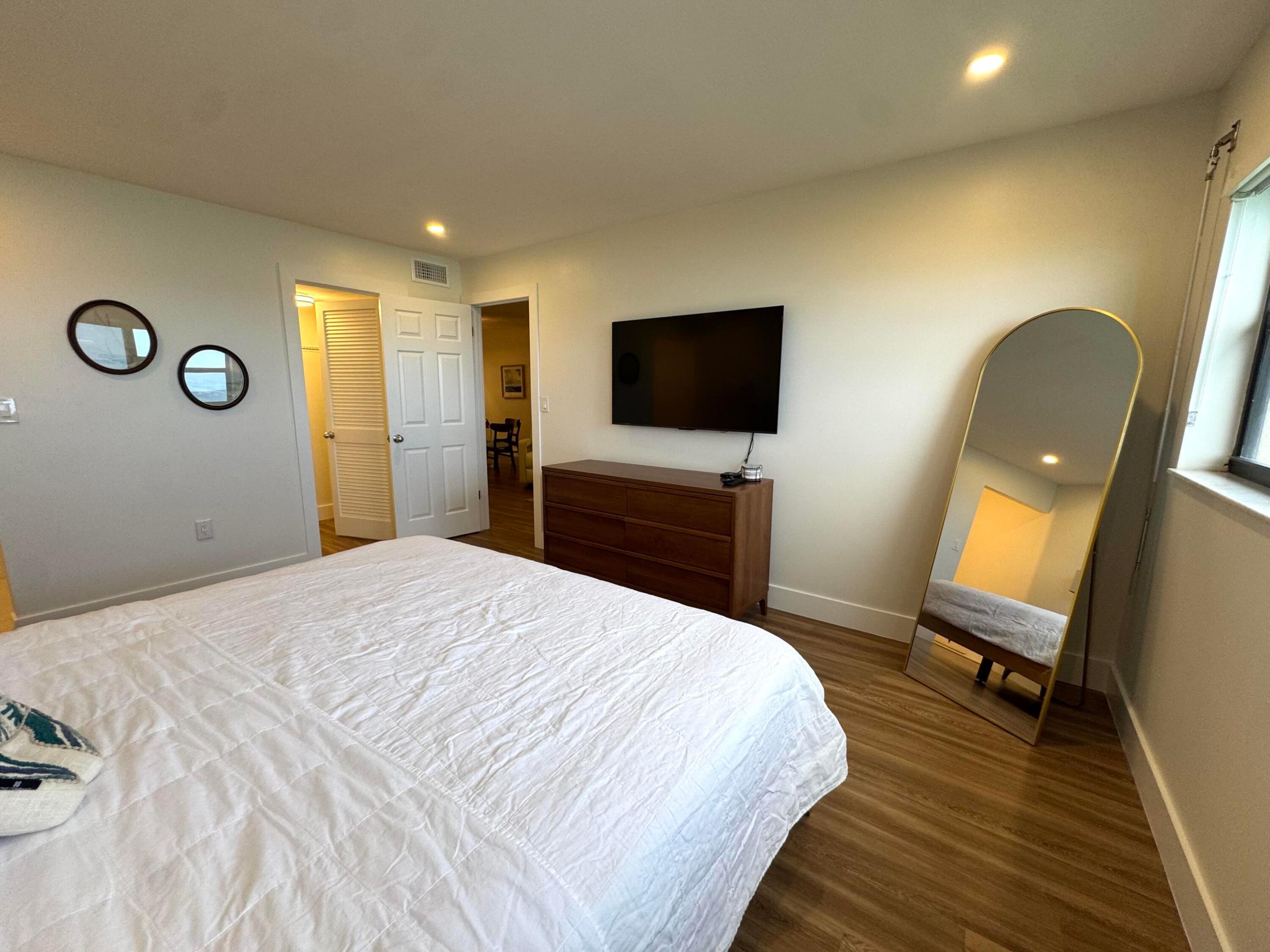 SAND DOLLAR VILLAS CONDOMINIUM C - Residential