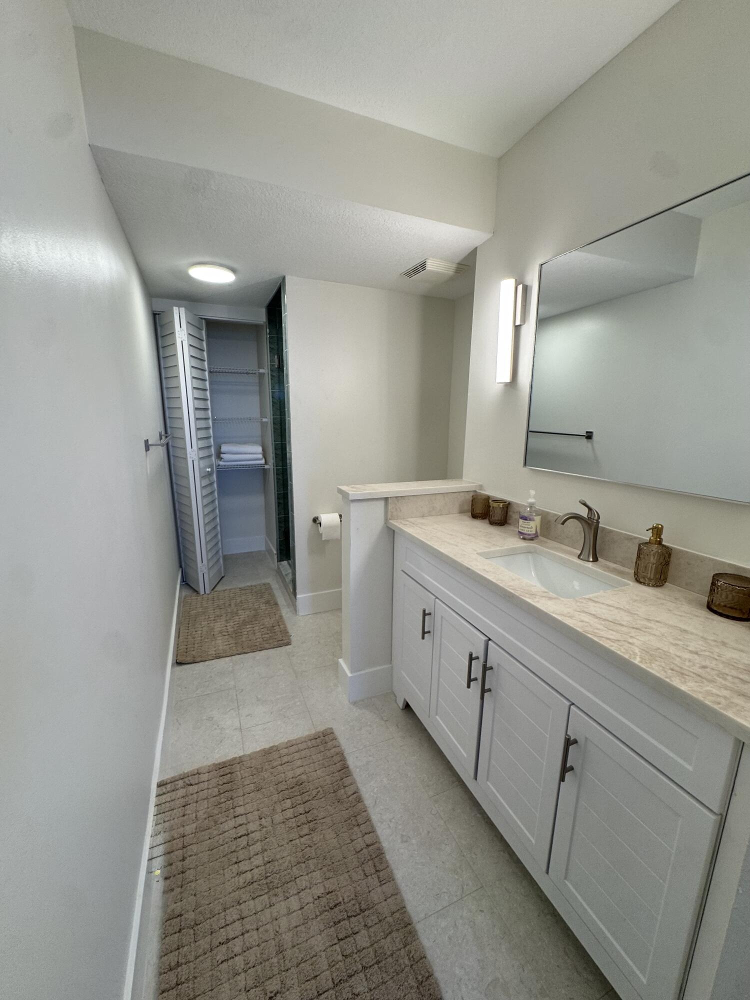 SAND DOLLAR VILLAS CONDOMINIUM C - Residential