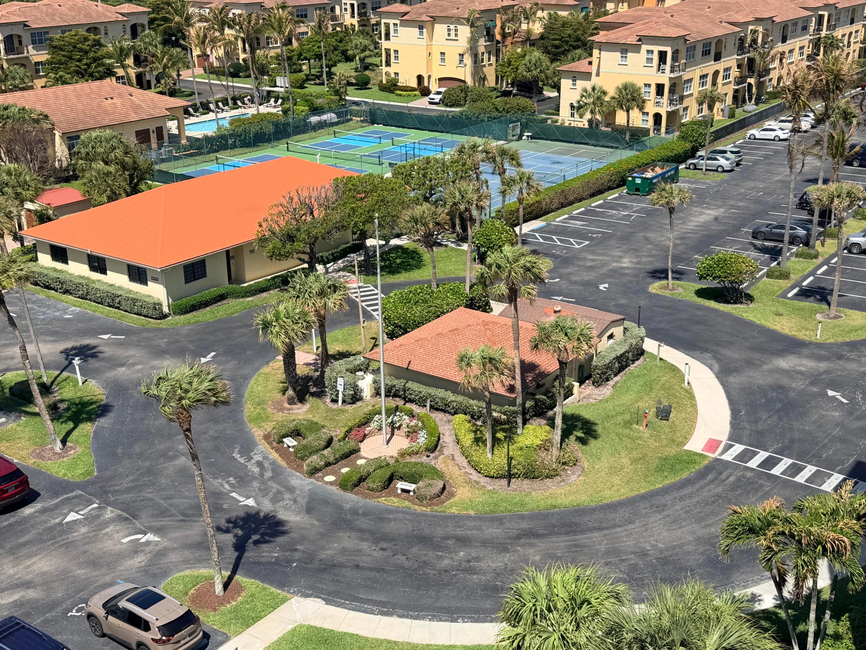 SAND DOLLAR VILLAS CONDOMINIUM C - Residential